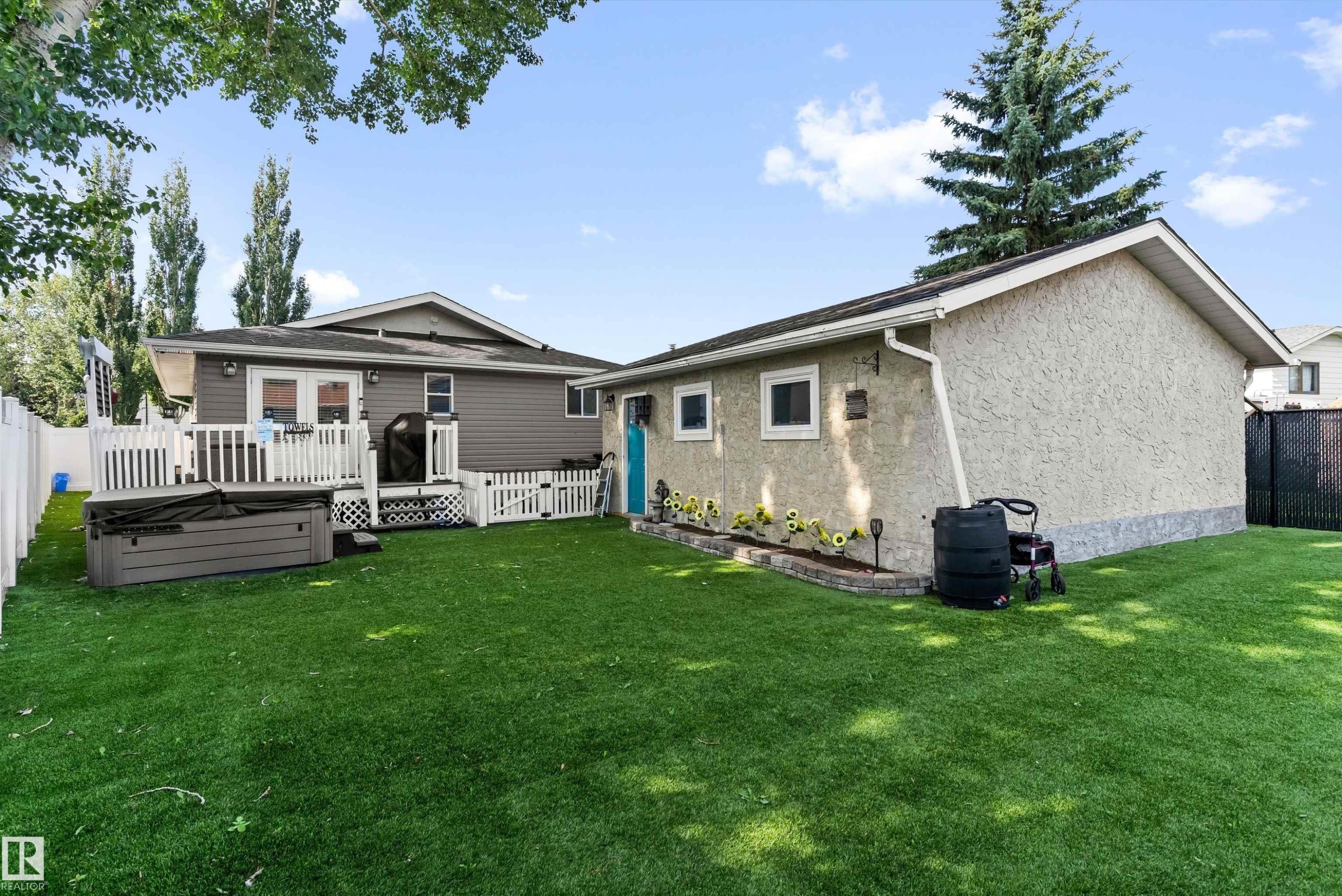 12 Dunluce Road Nw, Edmonton, AB - Outdoor With Deck Patio Veranda