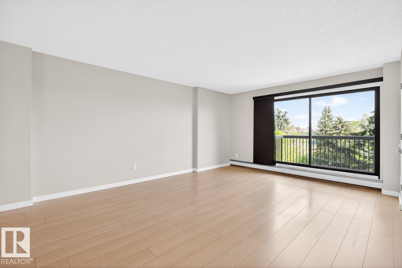 #405 10545 Saskatchewan Dr Nw, Edmonton, AB - Indoor Photo Showing Other Room