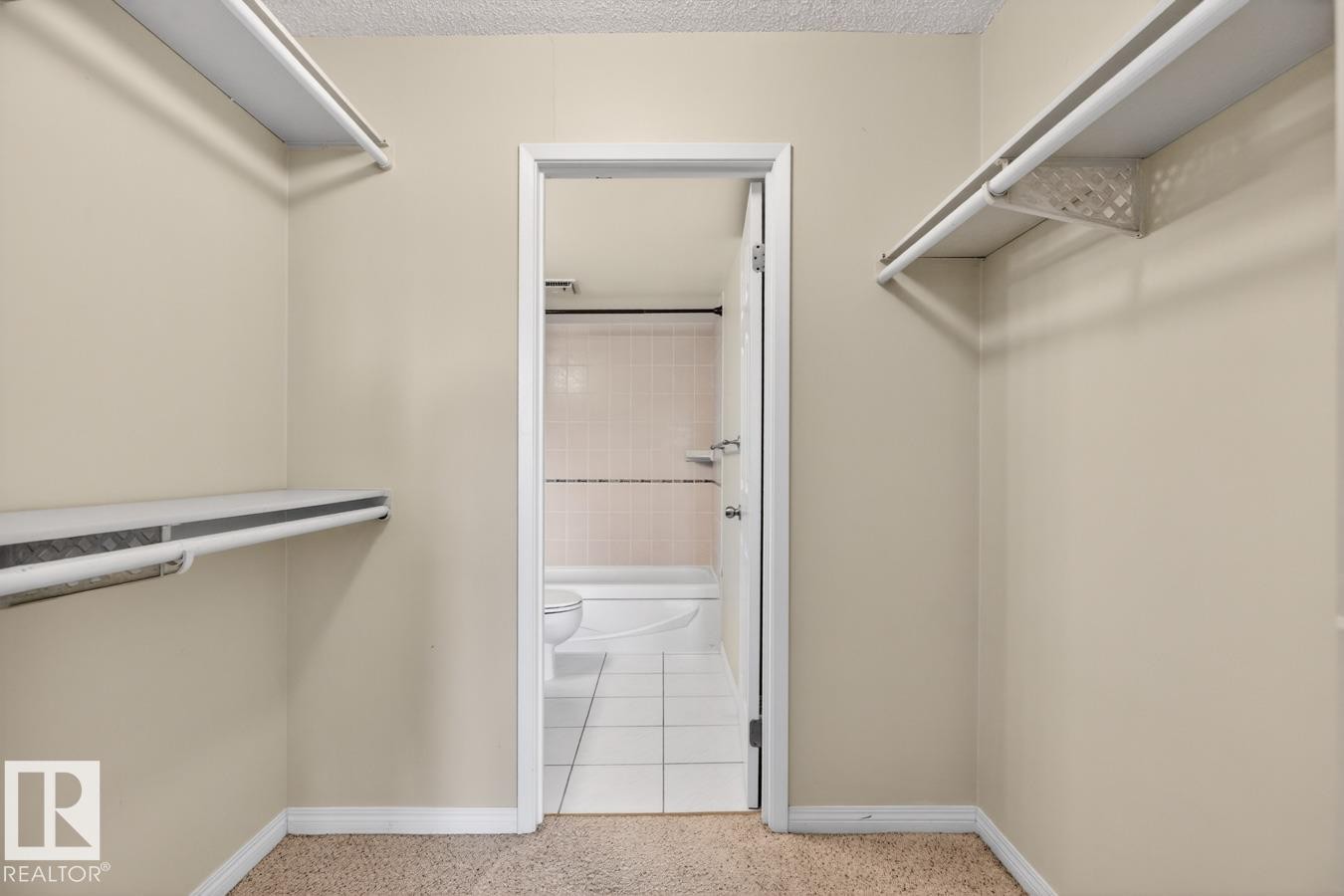 #405 10545 Saskatchewan Dr Nw, Edmonton, AB - Indoor With Storage