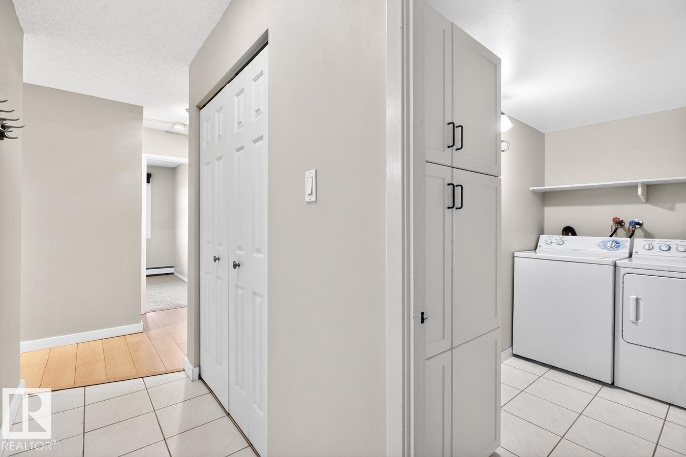 #405 10545 Saskatchewan Dr Nw, Edmonton, AB - Indoor Photo Showing Laundry Room