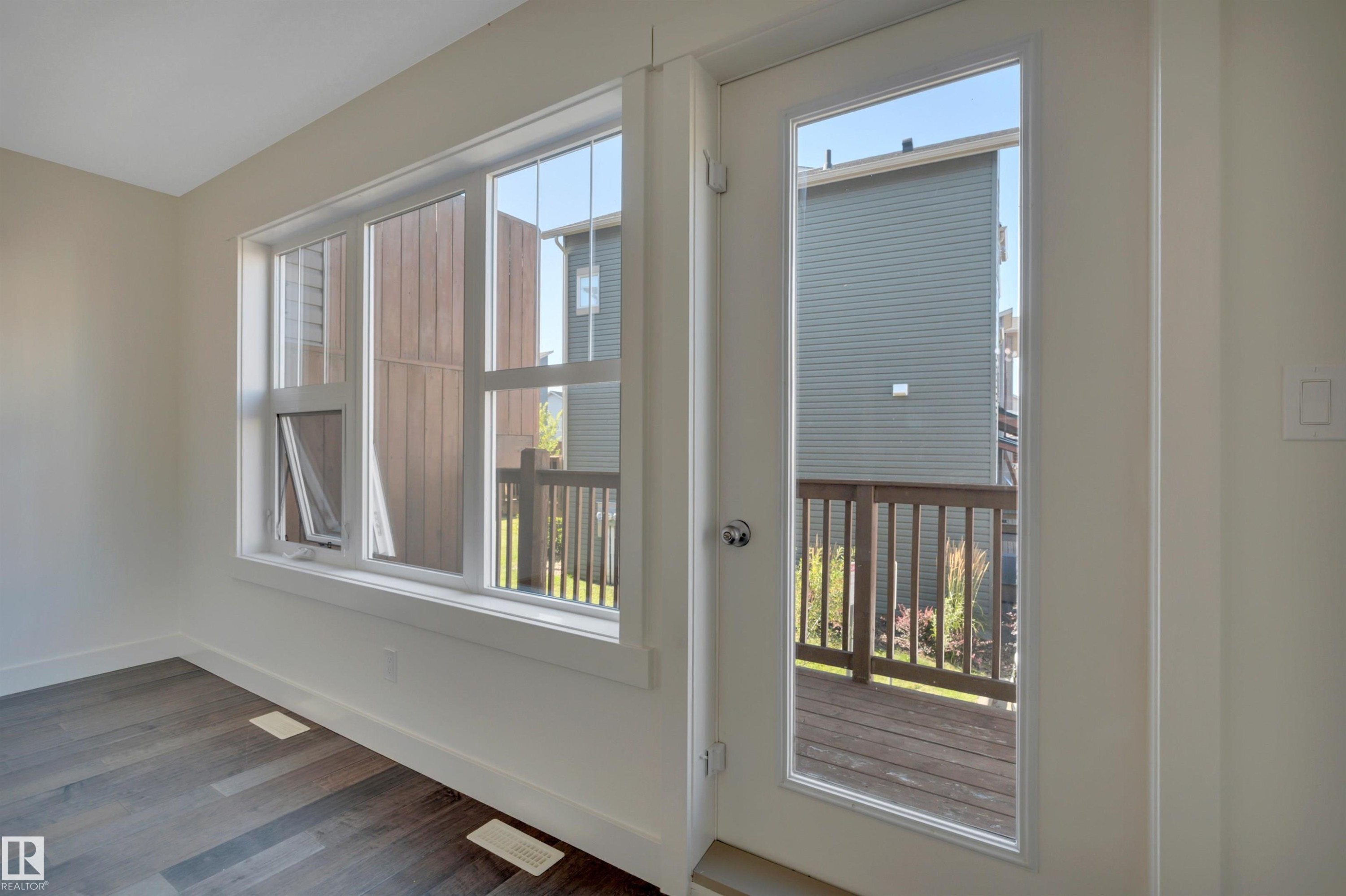 #296 401 Southfork Dr, Leduc, AB - Indoor Photo Showing Other Room