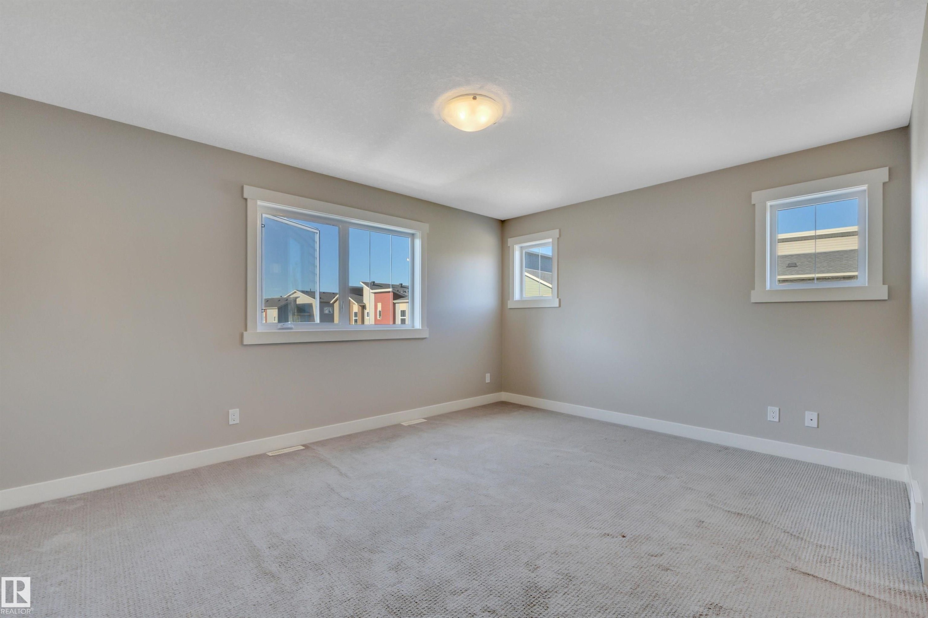 #296 401 Southfork Dr, Leduc, AB - Indoor Photo Showing Other Room