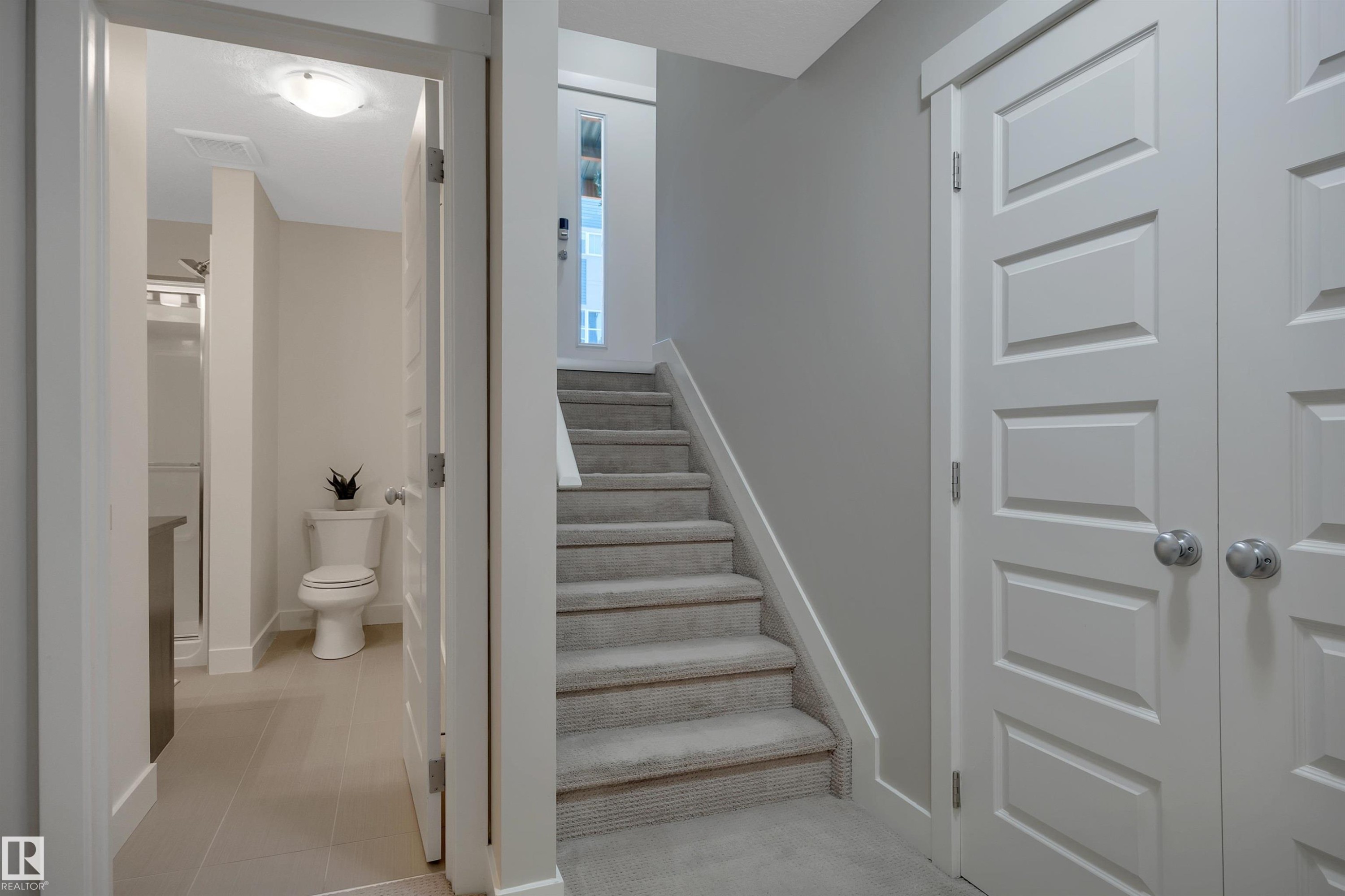 #296 401 Southfork Dr, Leduc, AB - Indoor Photo Showing Other Room