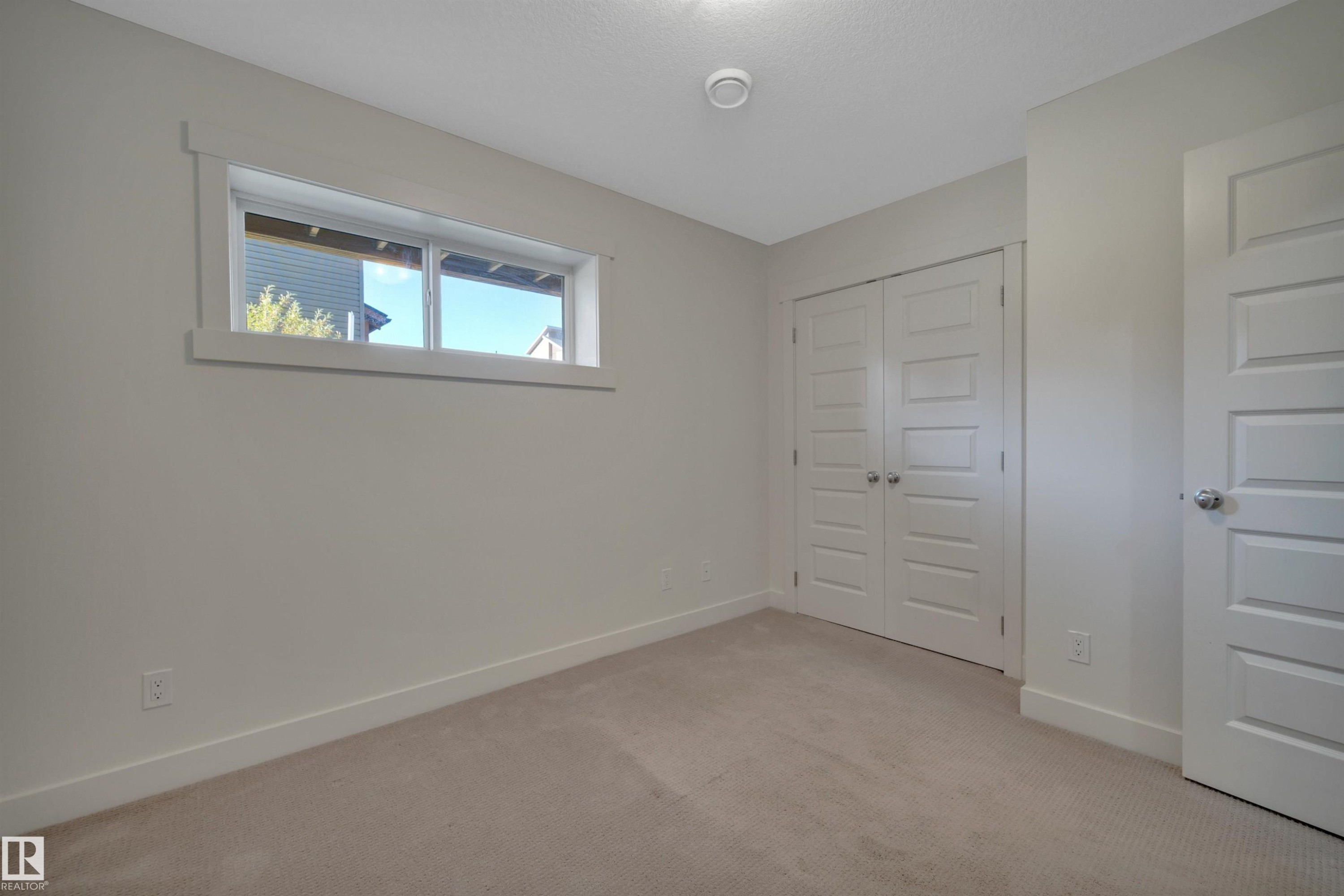 #296 401 Southfork Dr, Leduc, AB - Indoor Photo Showing Other Room