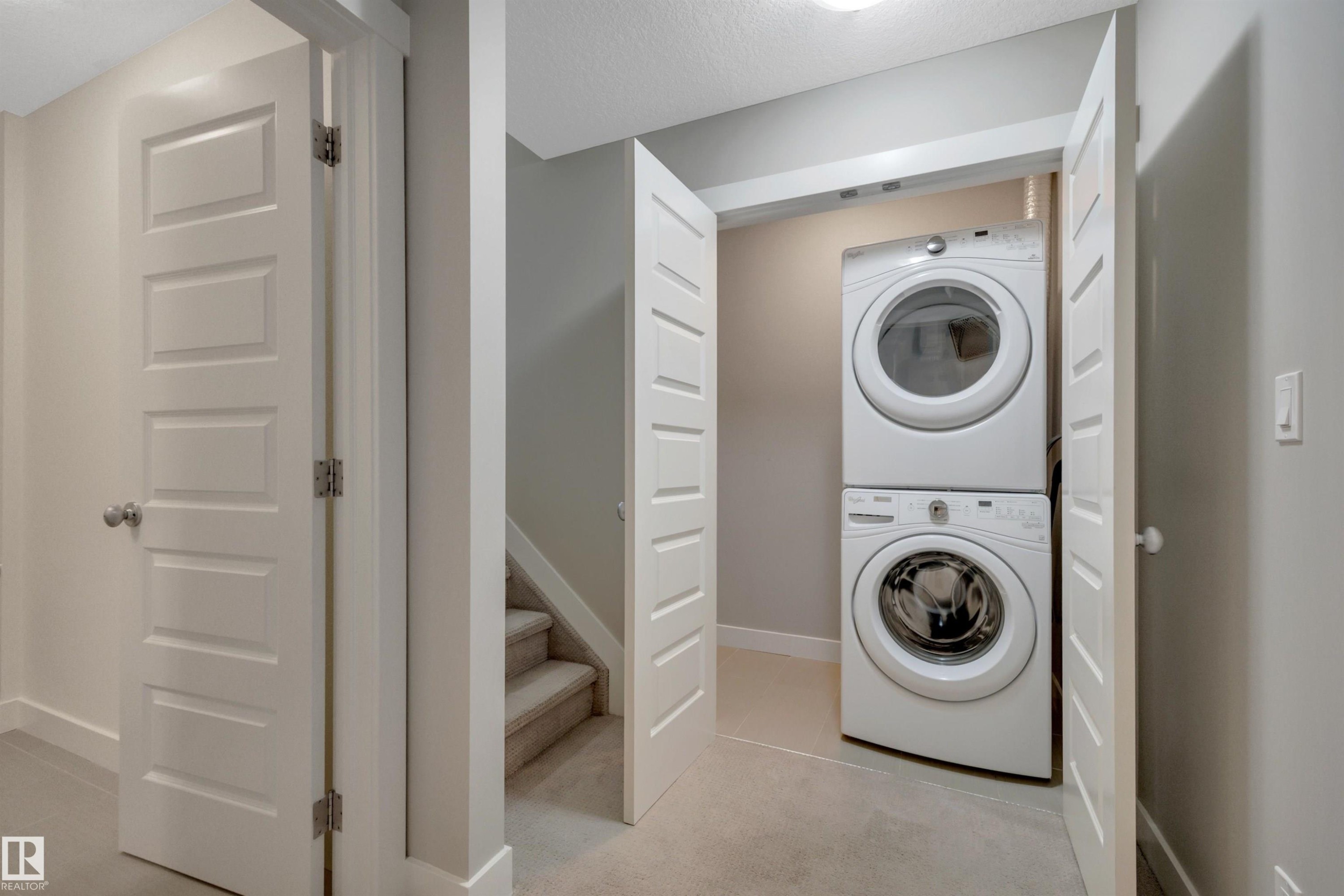 #296 401 Southfork Dr, Leduc, AB - Indoor Photo Showing Laundry Room