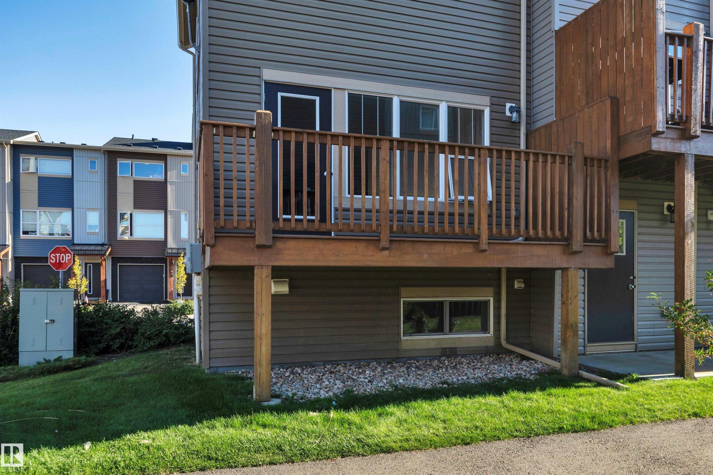 #296 401 Southfork Dr, Leduc, AB - Outdoor