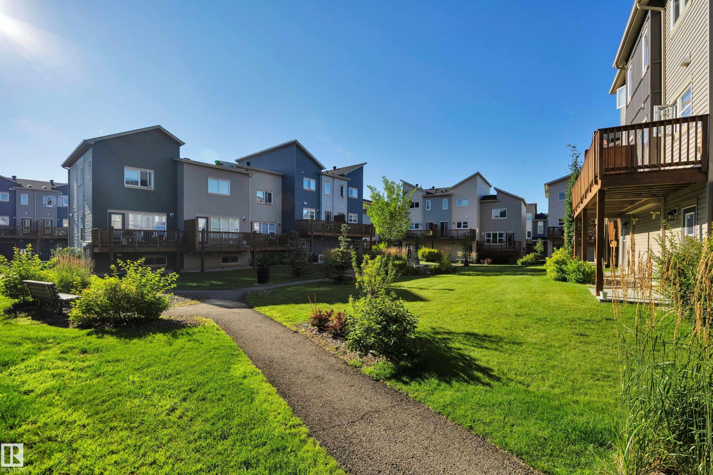 #296 401 Southfork Dr, Leduc, AB - Outdoor