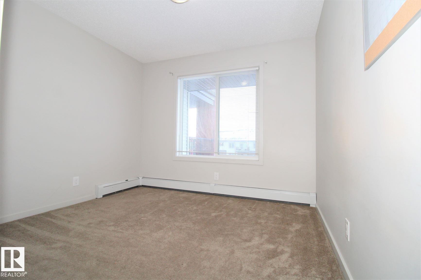#430 5515 7 Av Sw, Edmonton, AB - Indoor Photo Showing Other Room