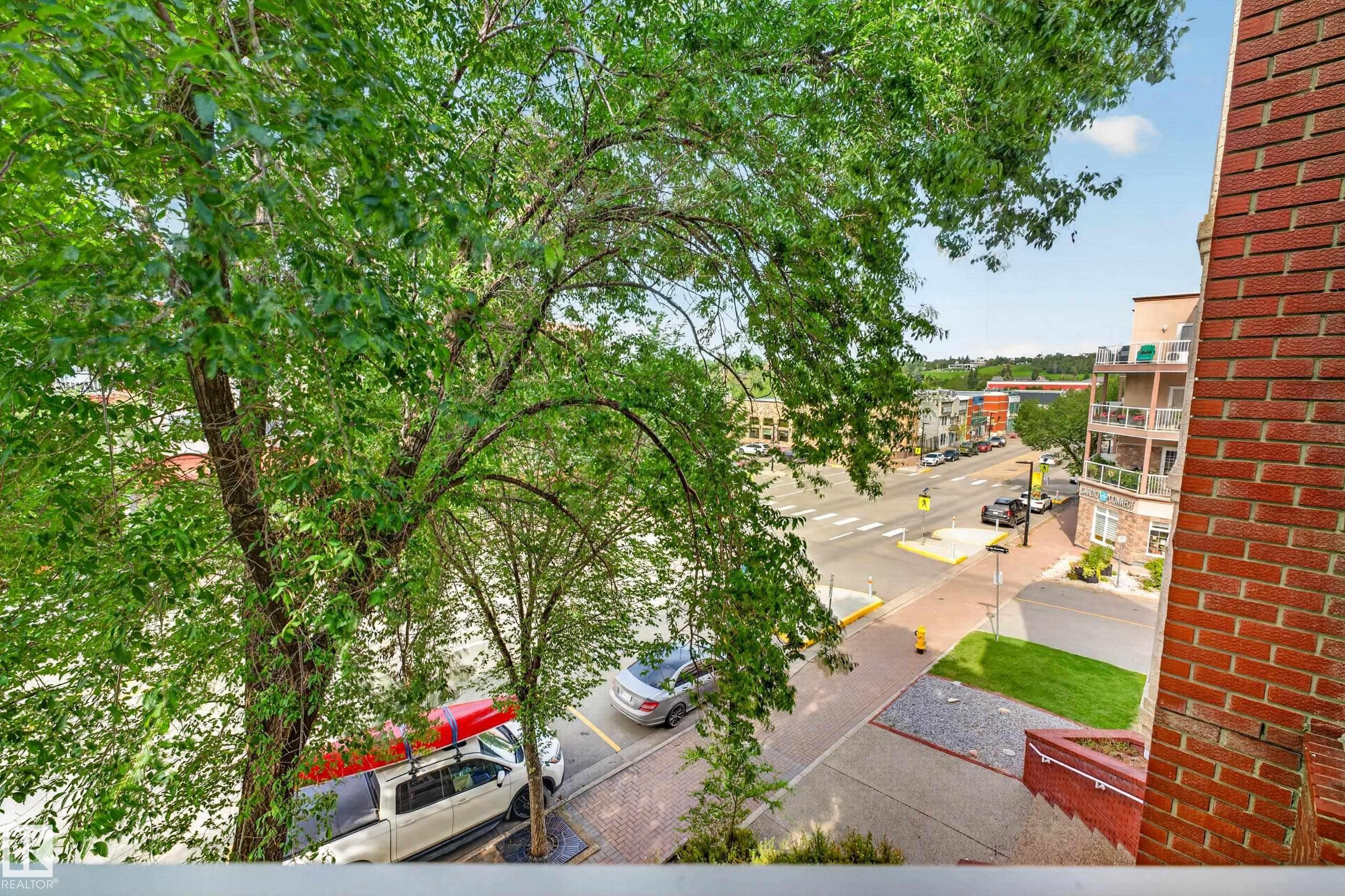#405 3 Perron St, St. Albert, AB - Outdoor