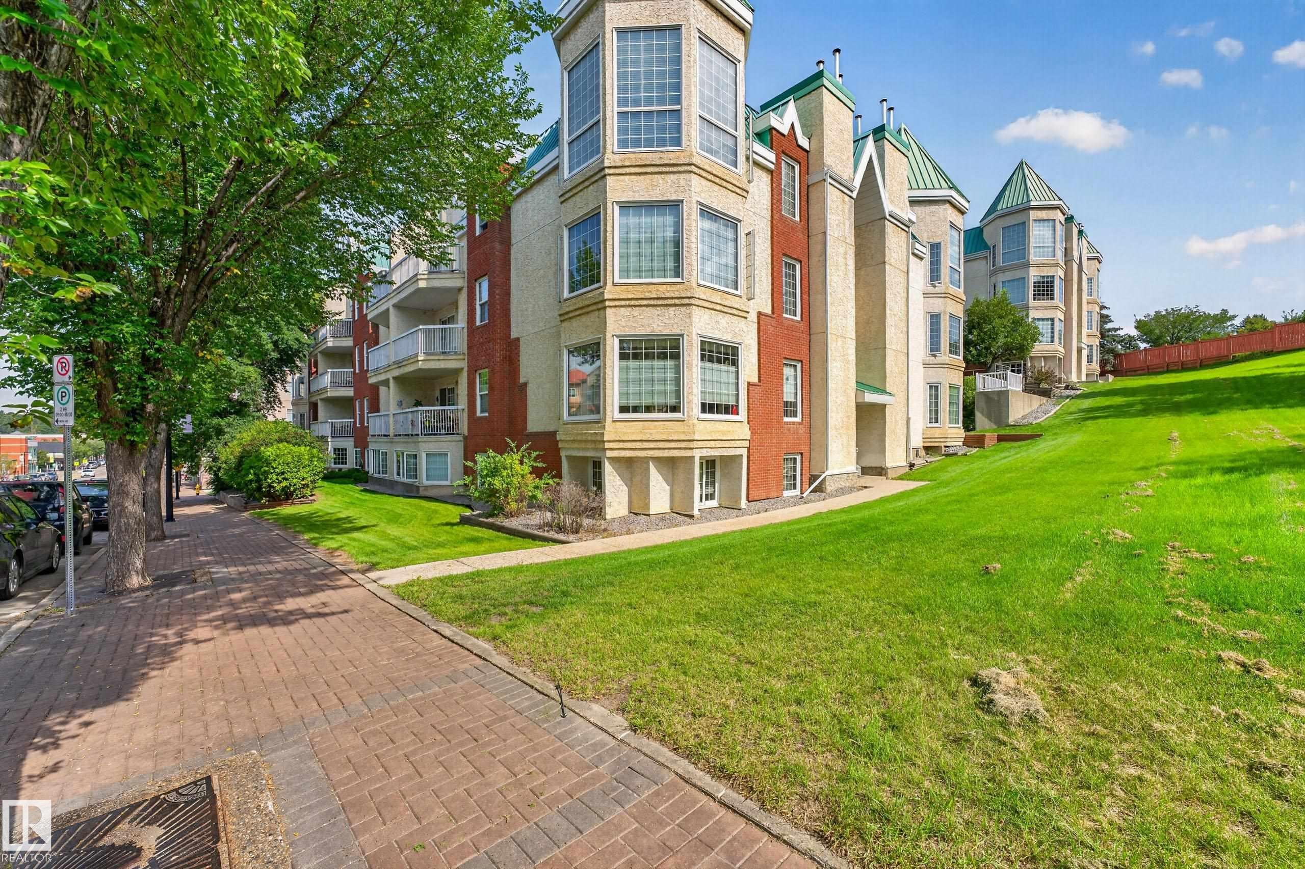 #405 3 Perron St, St. Albert, AB - Outdoor With Balcony