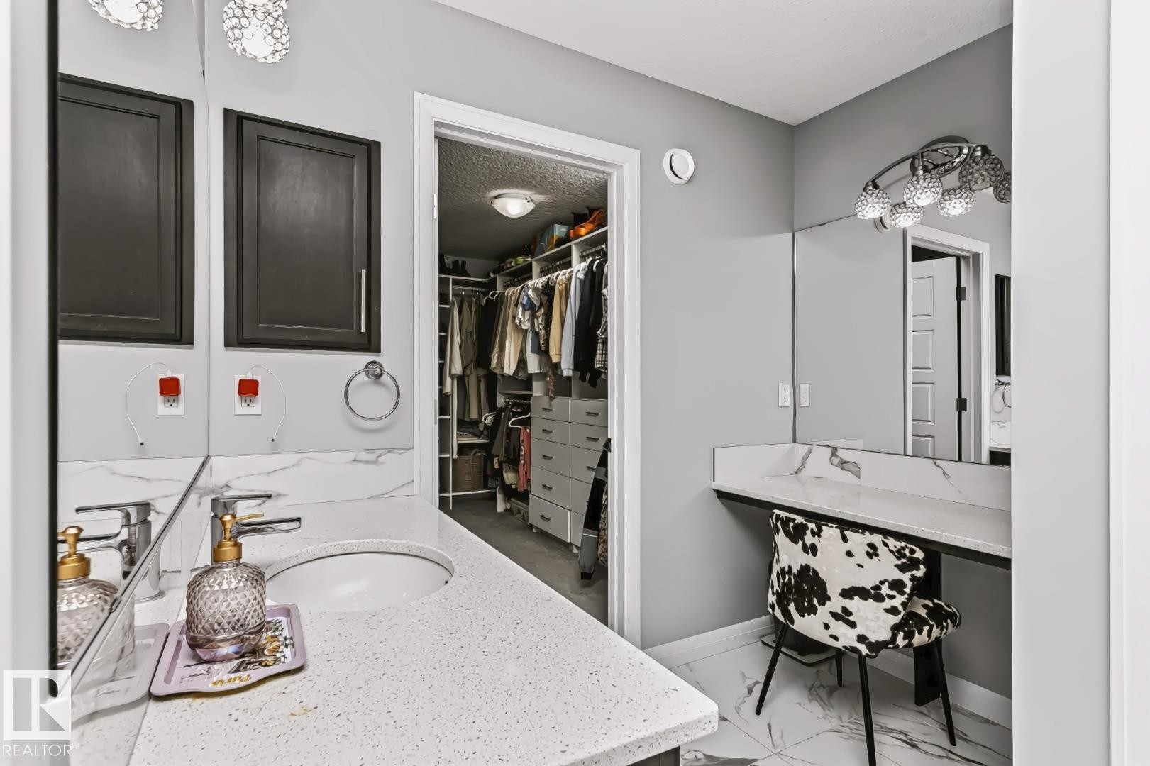 22713 94A Avenue Nw, Edmonton, AB
