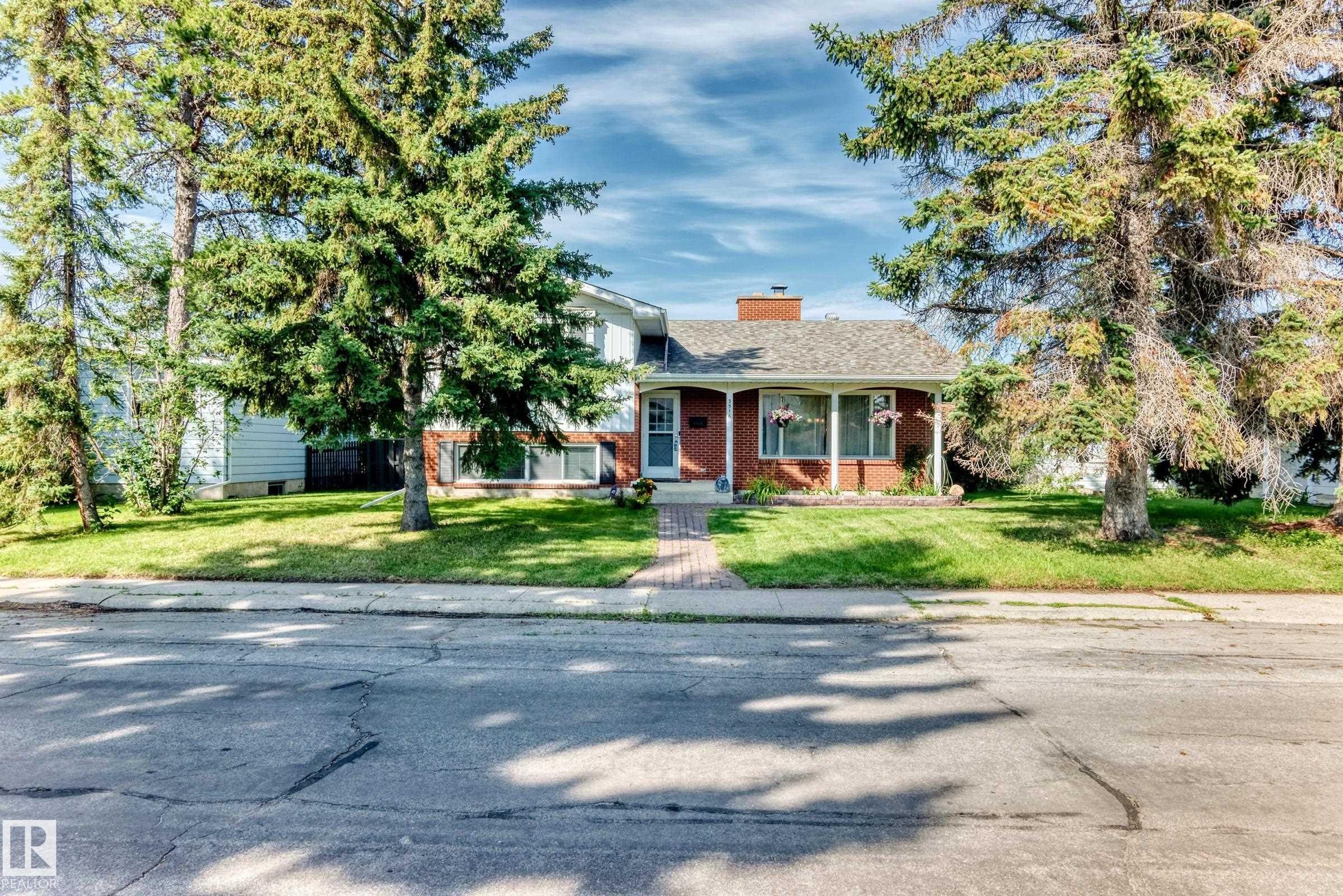 3516 117A Street Nw, Edmonton, AB - Outdoor