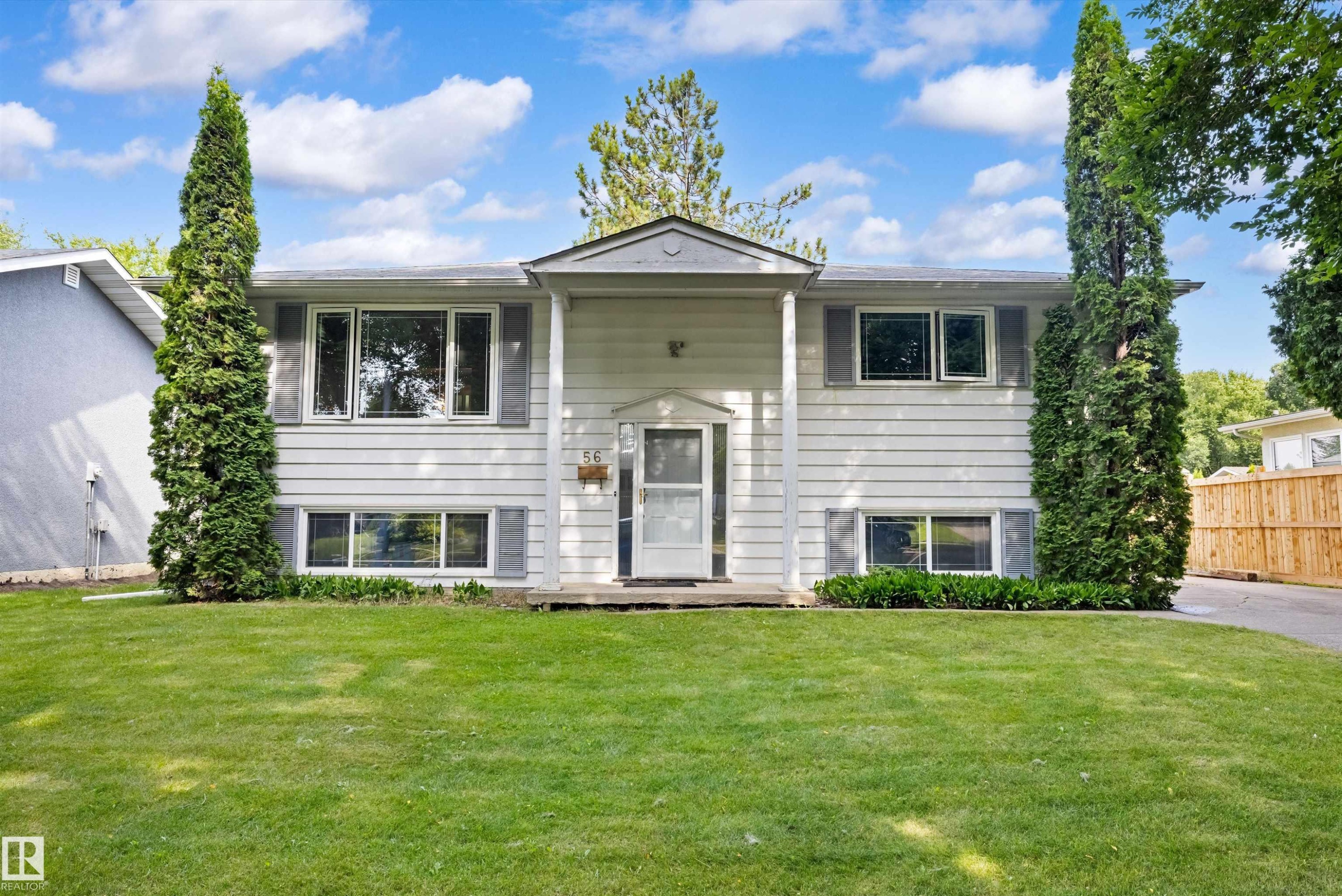 56 Flagstone Crescent, St. Albert, AB - Outdoor With Facade