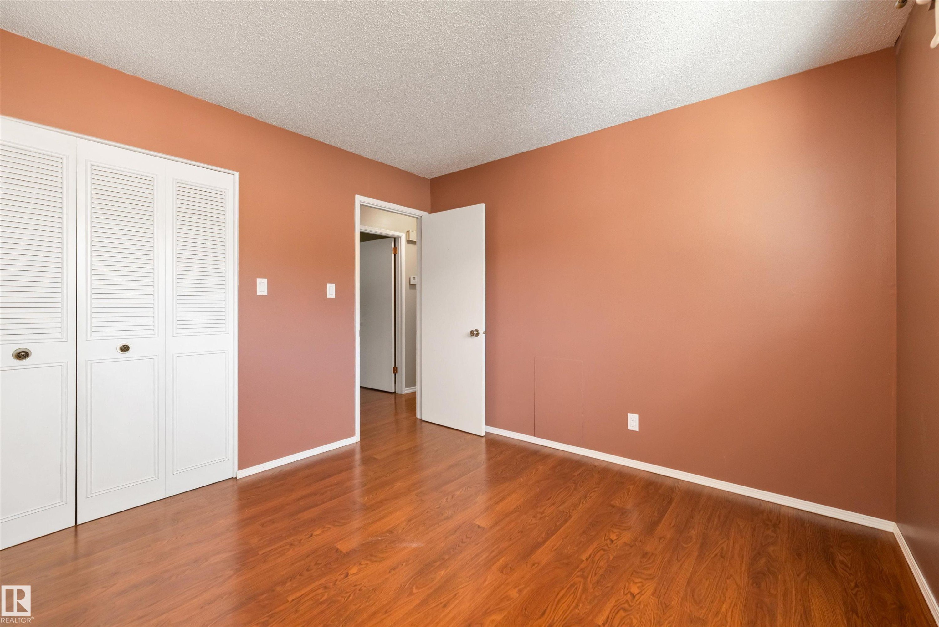 56 Flagstone Crescent, St. Albert, AB - Indoor Photo Showing Other Room