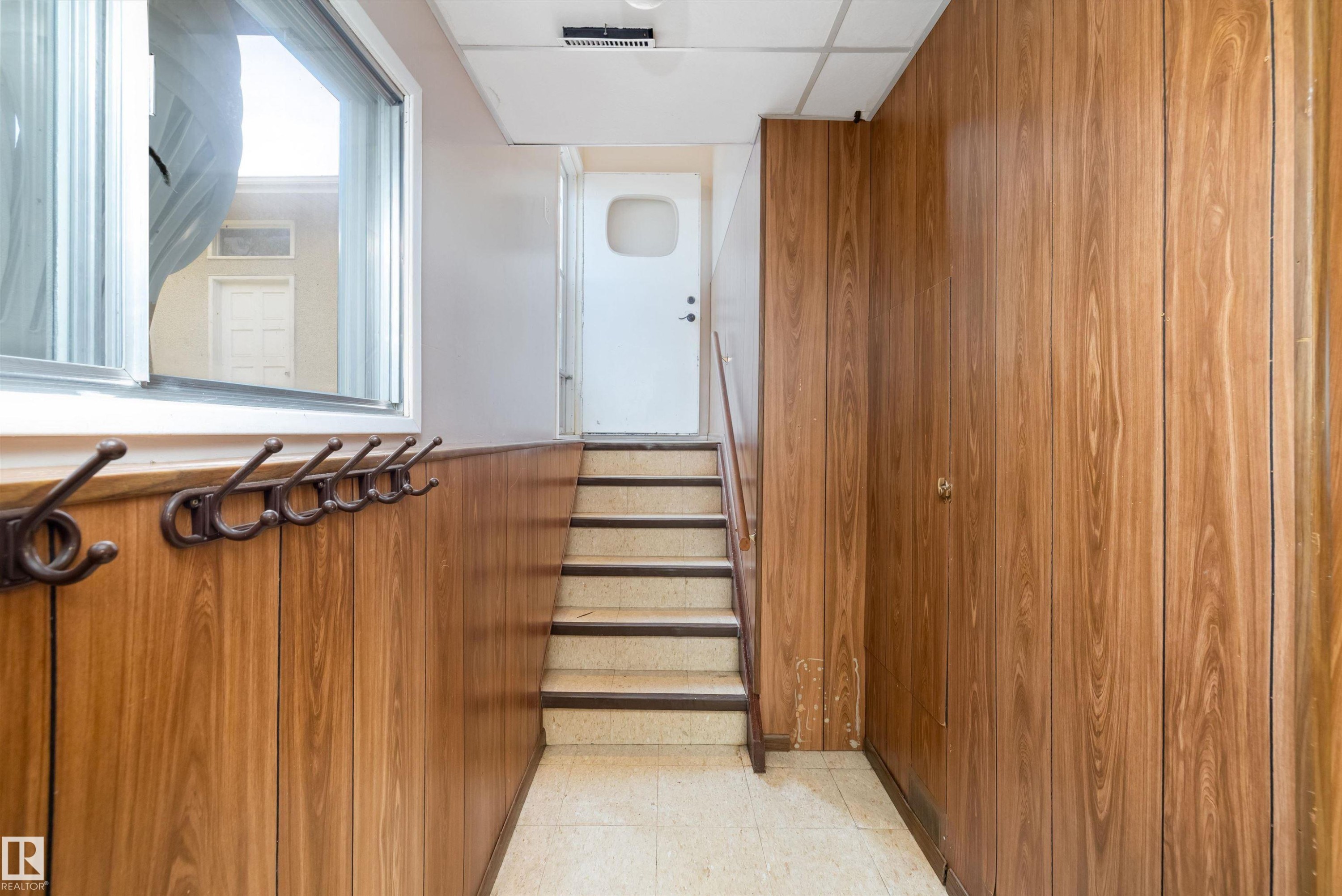56 Flagstone Crescent, St. Albert, AB - Indoor Photo Showing Other Room