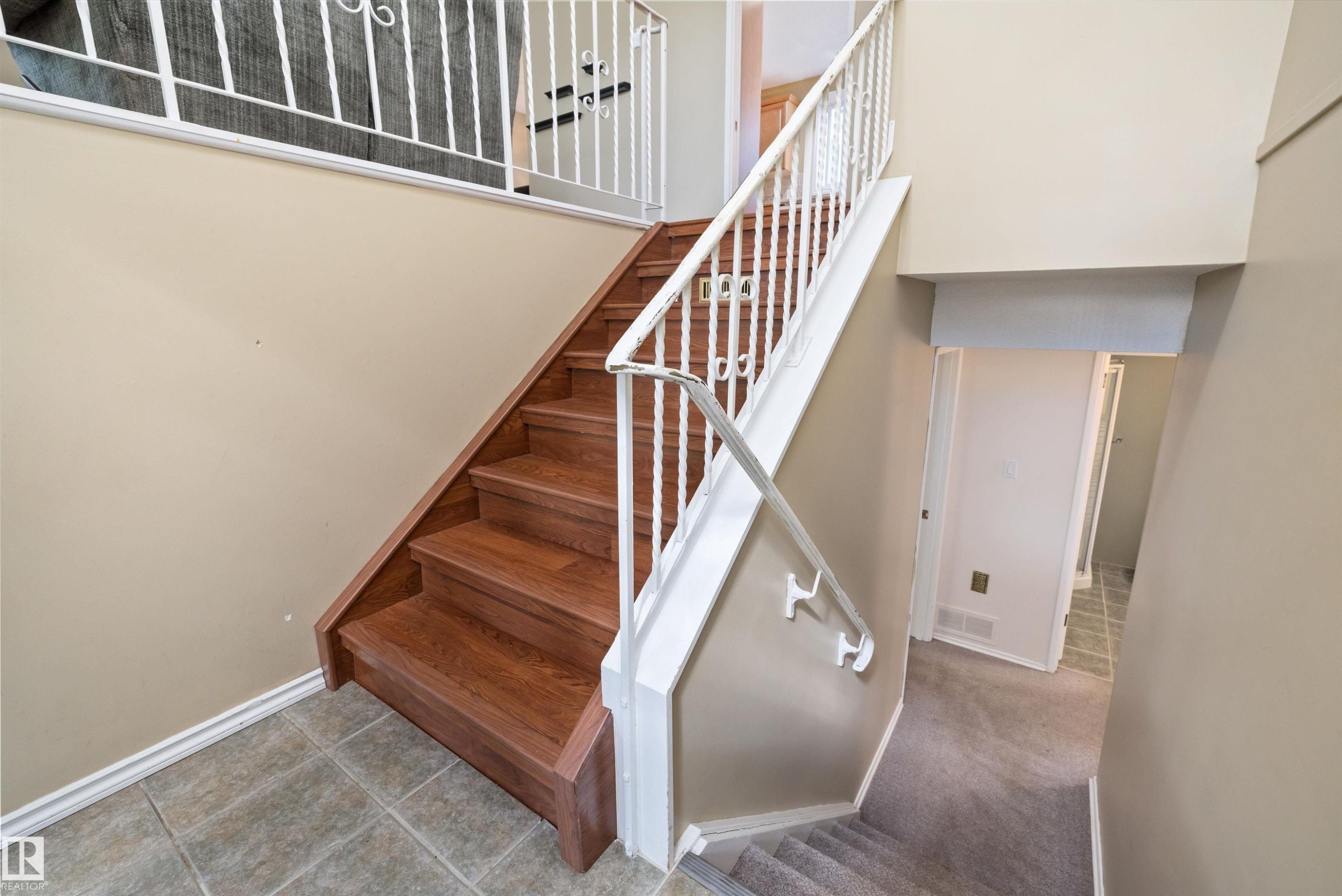 56 Flagstone Crescent, St. Albert, AB - Indoor Photo Showing Other Room