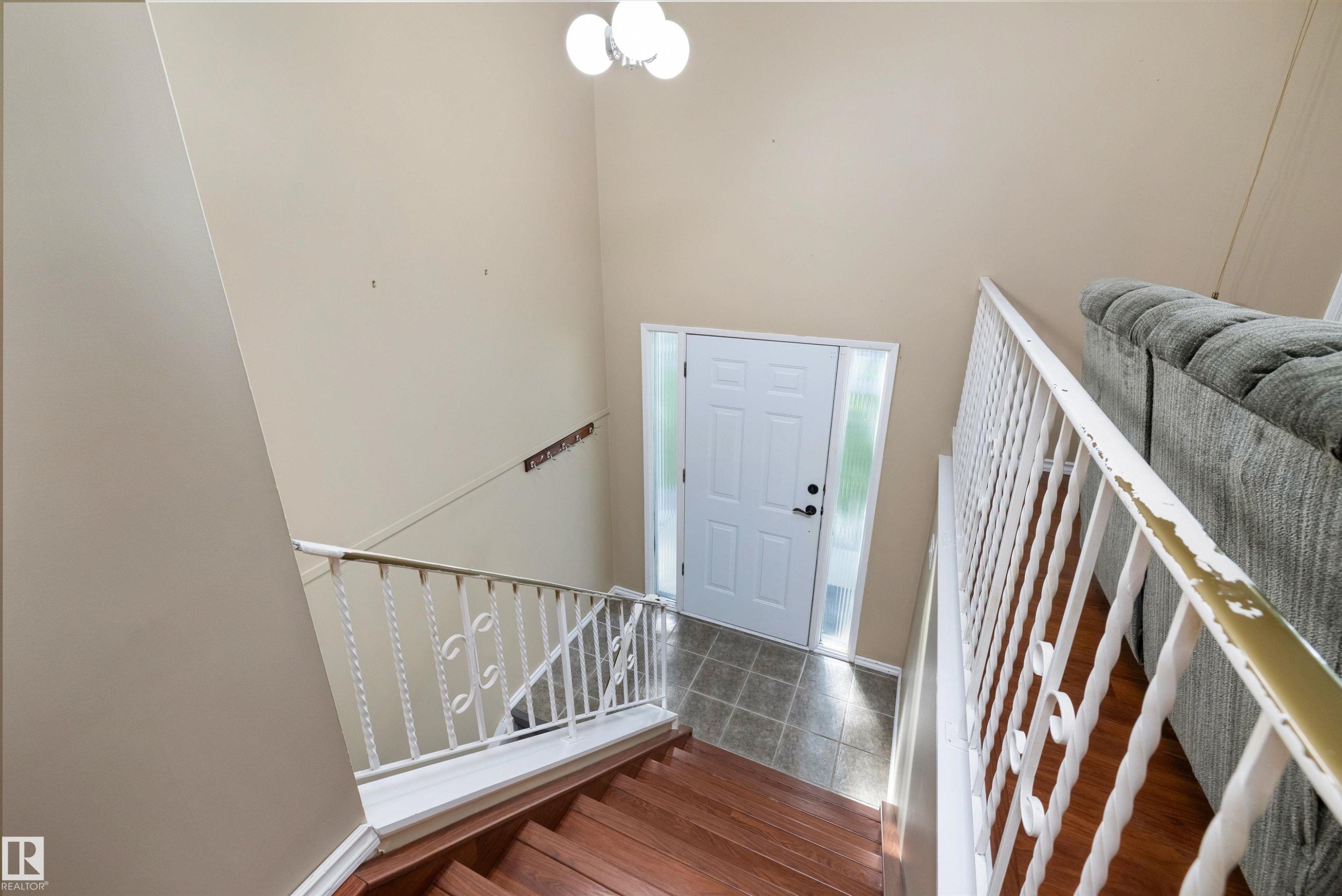 56 Flagstone Crescent, St. Albert, AB - Indoor Photo Showing Other Room