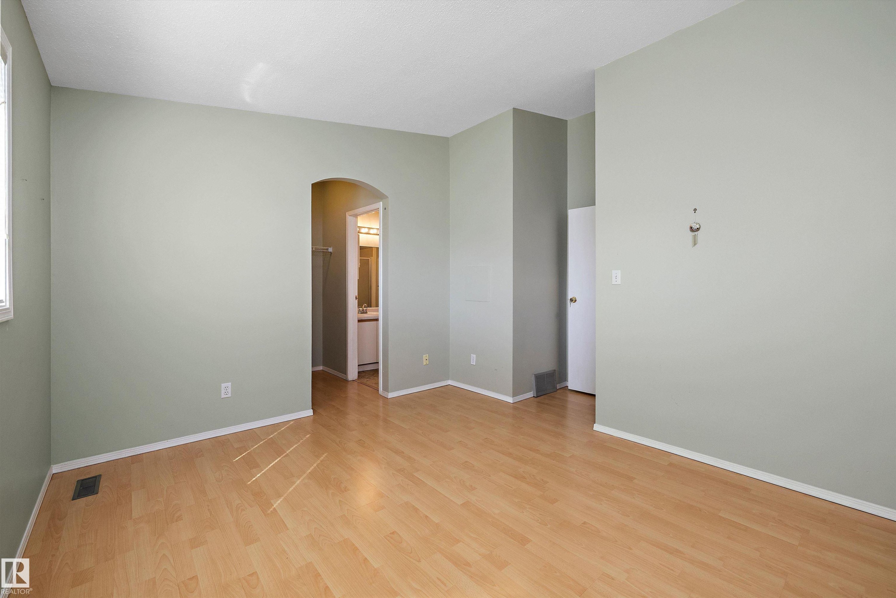#29 9520 174 St Nw, Edmonton, AB - Indoor Photo Showing Other Room