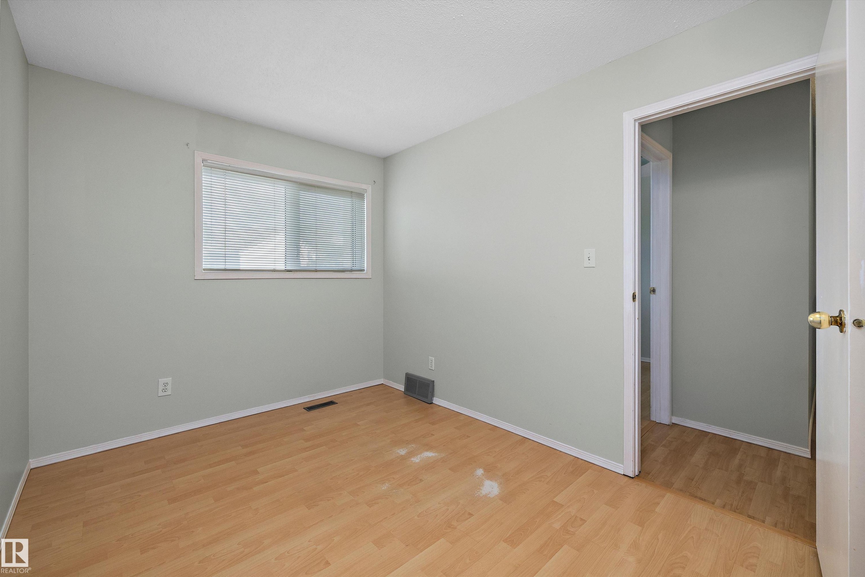 #29 9520 174 St Nw, Edmonton, AB - Indoor Photo Showing Other Room