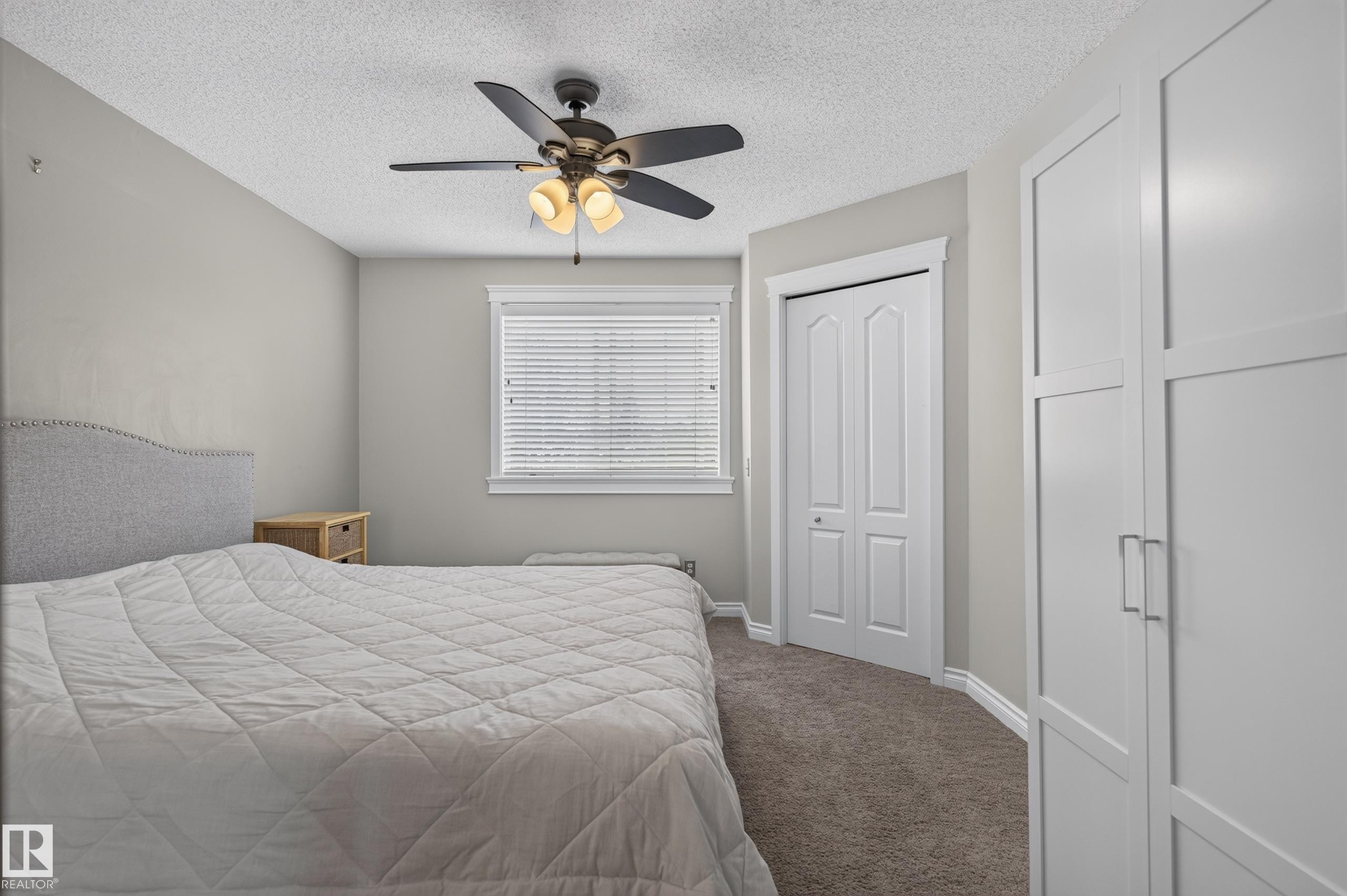 12724 148 Avenue Nw, Edmonton, AB - Indoor Photo Showing Bedroom
