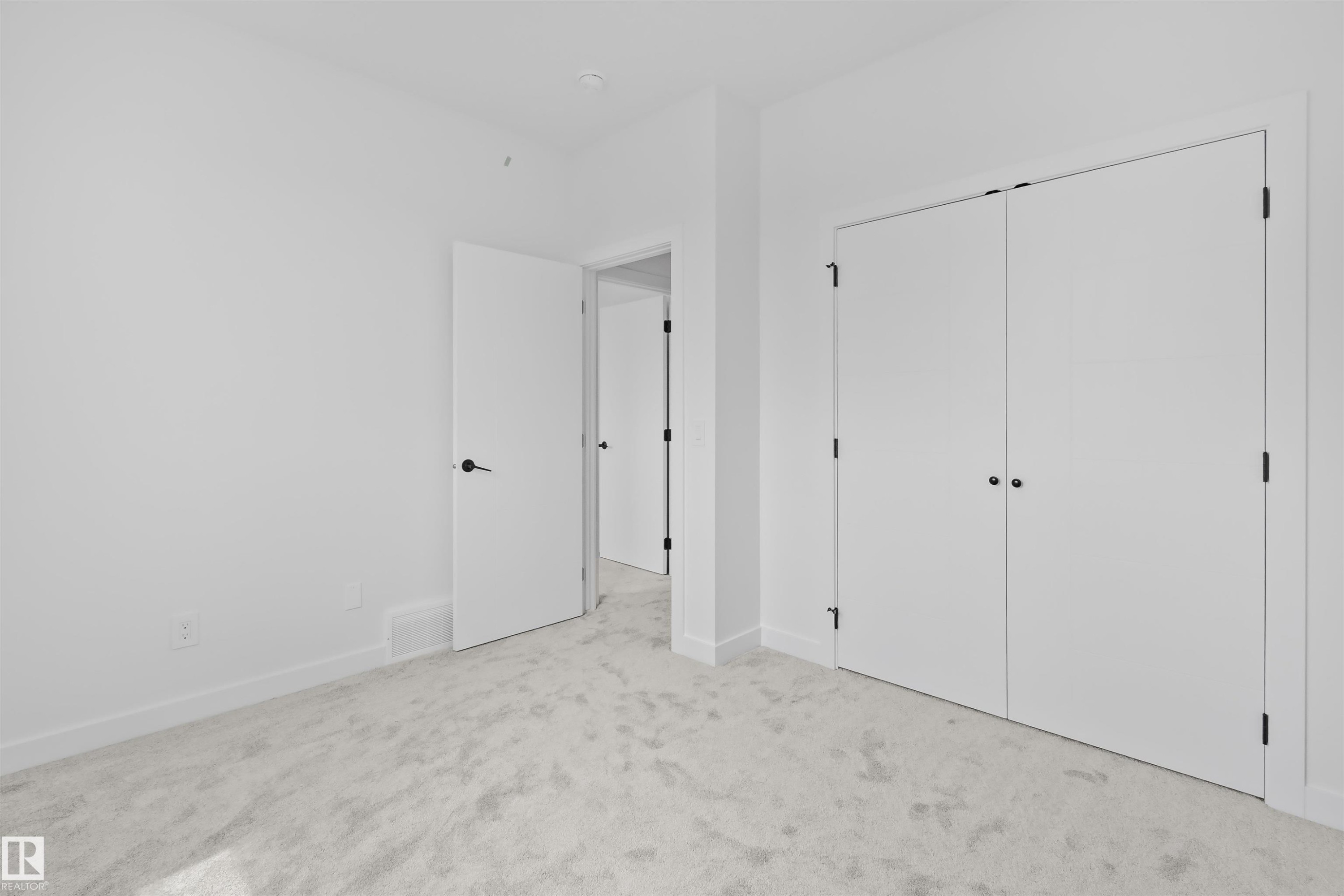 324 Roberts Wynd, Leduc, AB - Indoor Photo Showing Other Room