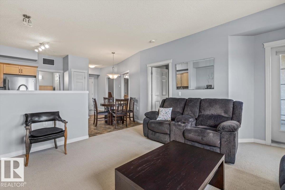 #342 45 Inglewood Dr, St. Albert, AB - Indoor Photo Showing Living Room