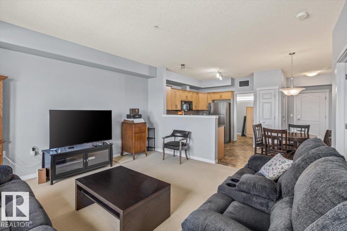 #342 45 Inglewood Dr, St. Albert, AB - Indoor Photo Showing Living Room