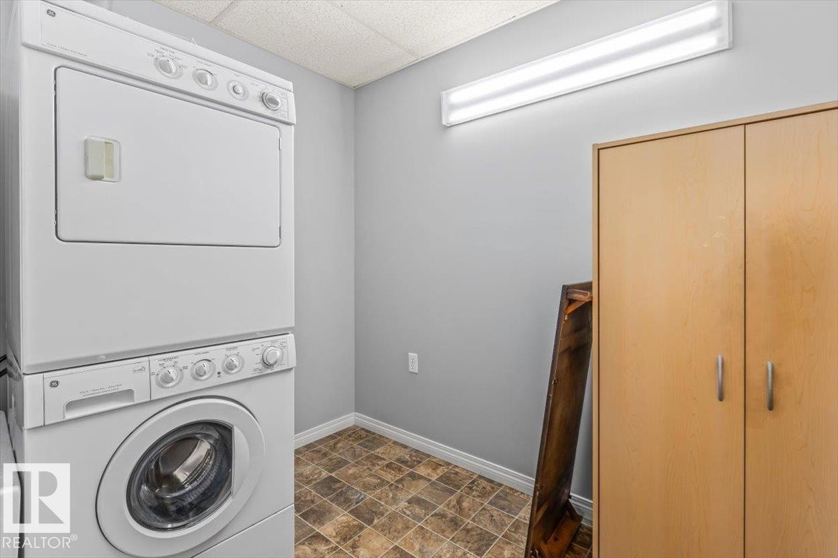 #342 45 Inglewood Dr, St. Albert, AB - Indoor Photo Showing Laundry Room