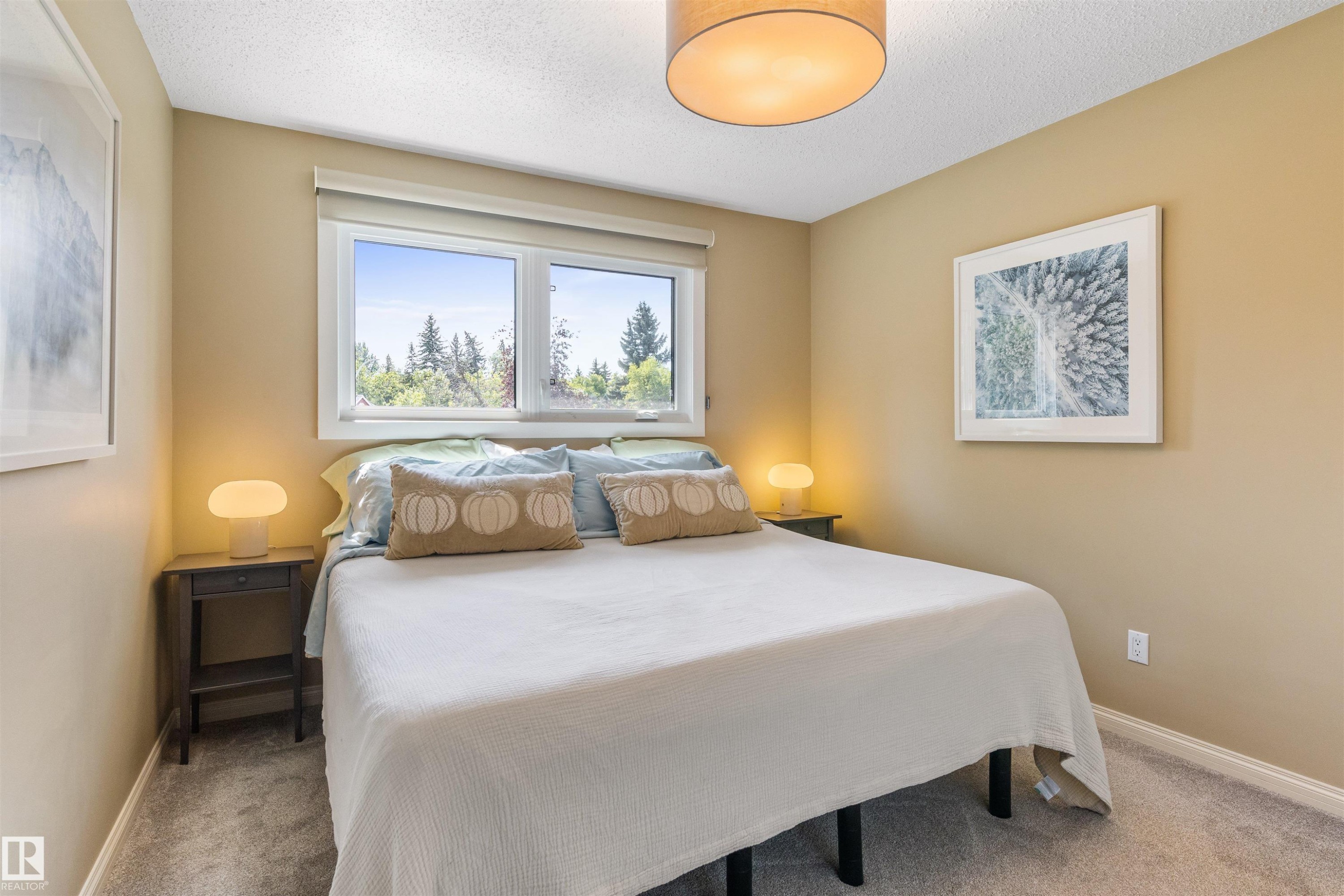 9 Butterfield Crescent, St. Albert, AB - Indoor Photo Showing Bedroom