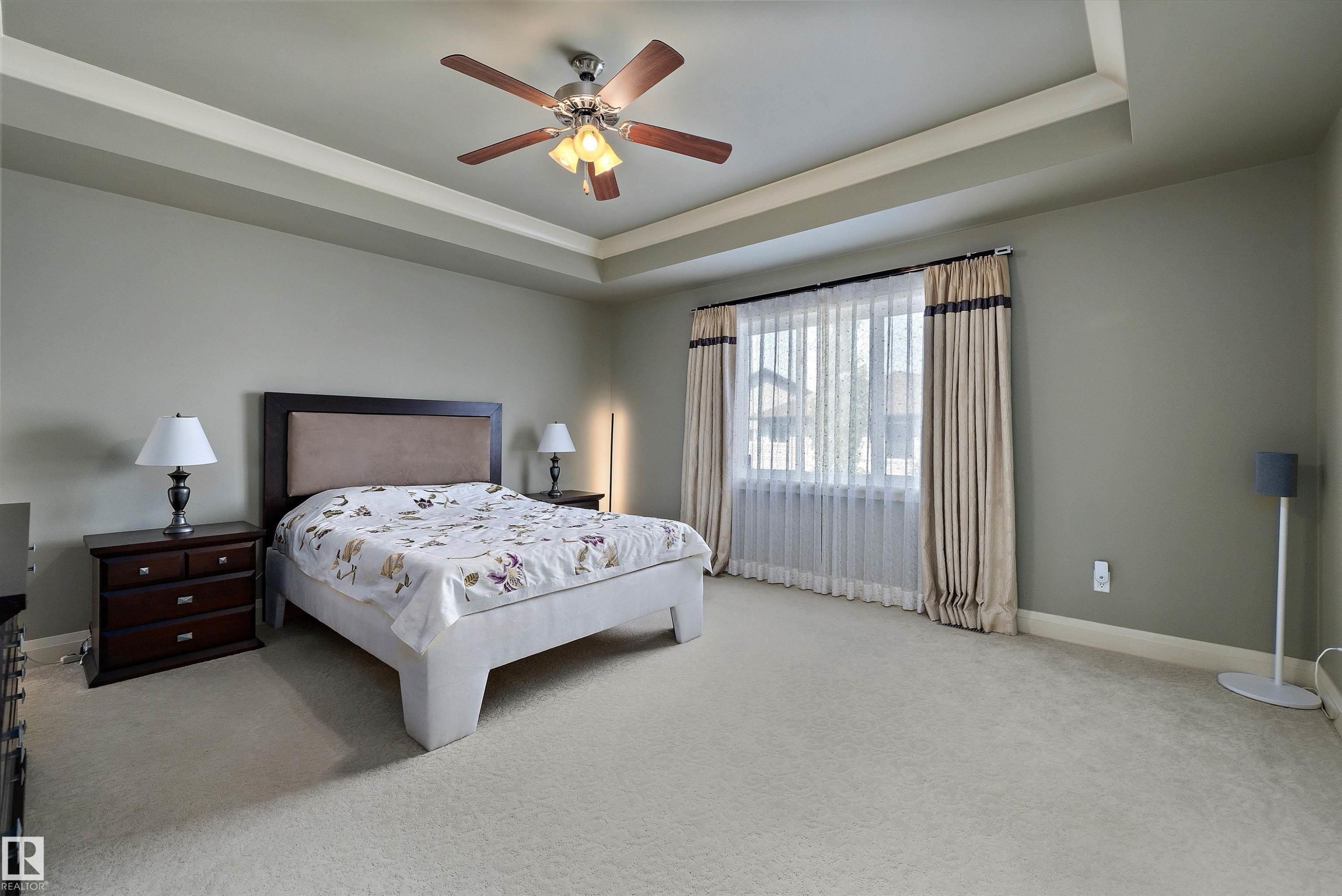 13504 163 Avenue Nw, Edmonton, AB - Indoor Photo Showing Bedroom