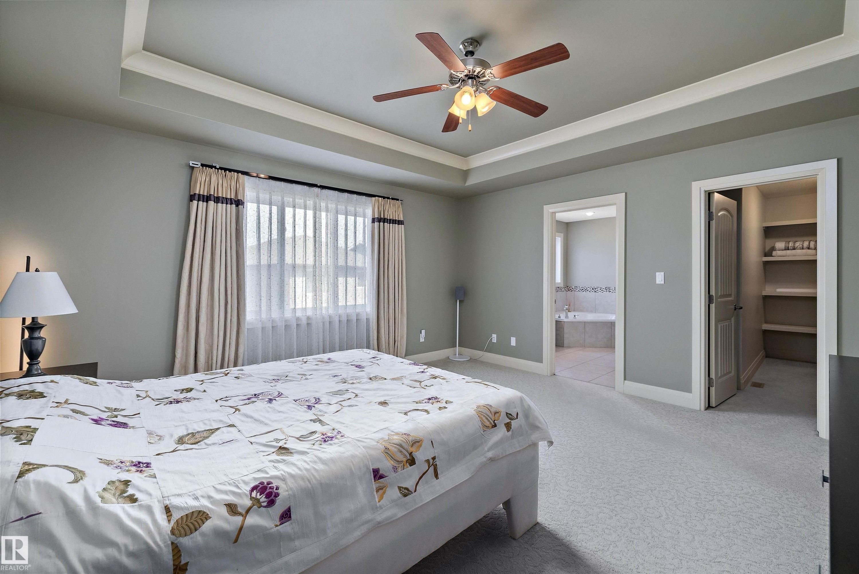 13504 163 Avenue Nw, Edmonton, AB - Indoor Photo Showing Bedroom