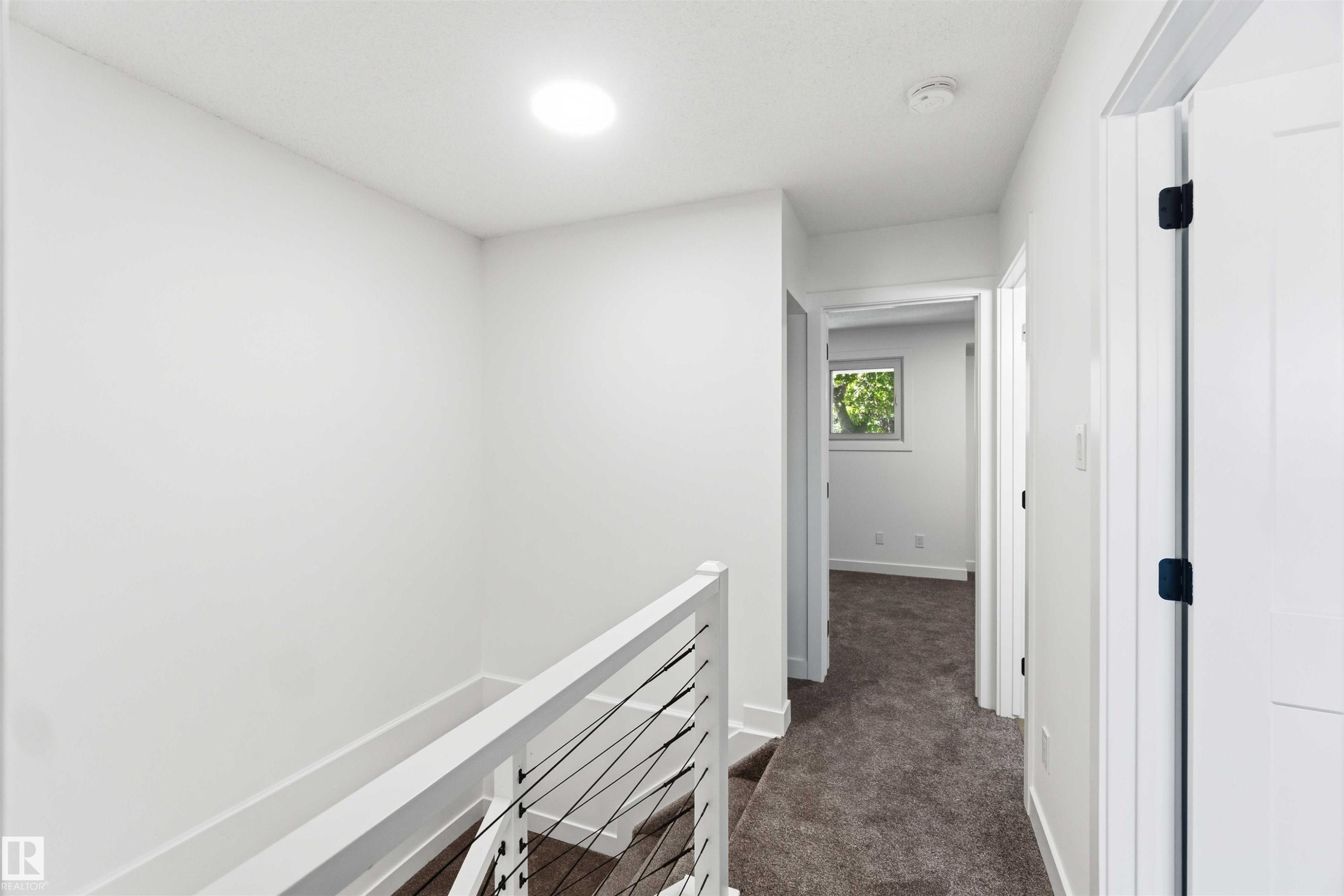 Welcome to 350 Clareview Road NW - 350 Clareview Road Nw, Edmonton, AB - Indoor Photo Showing Other Room