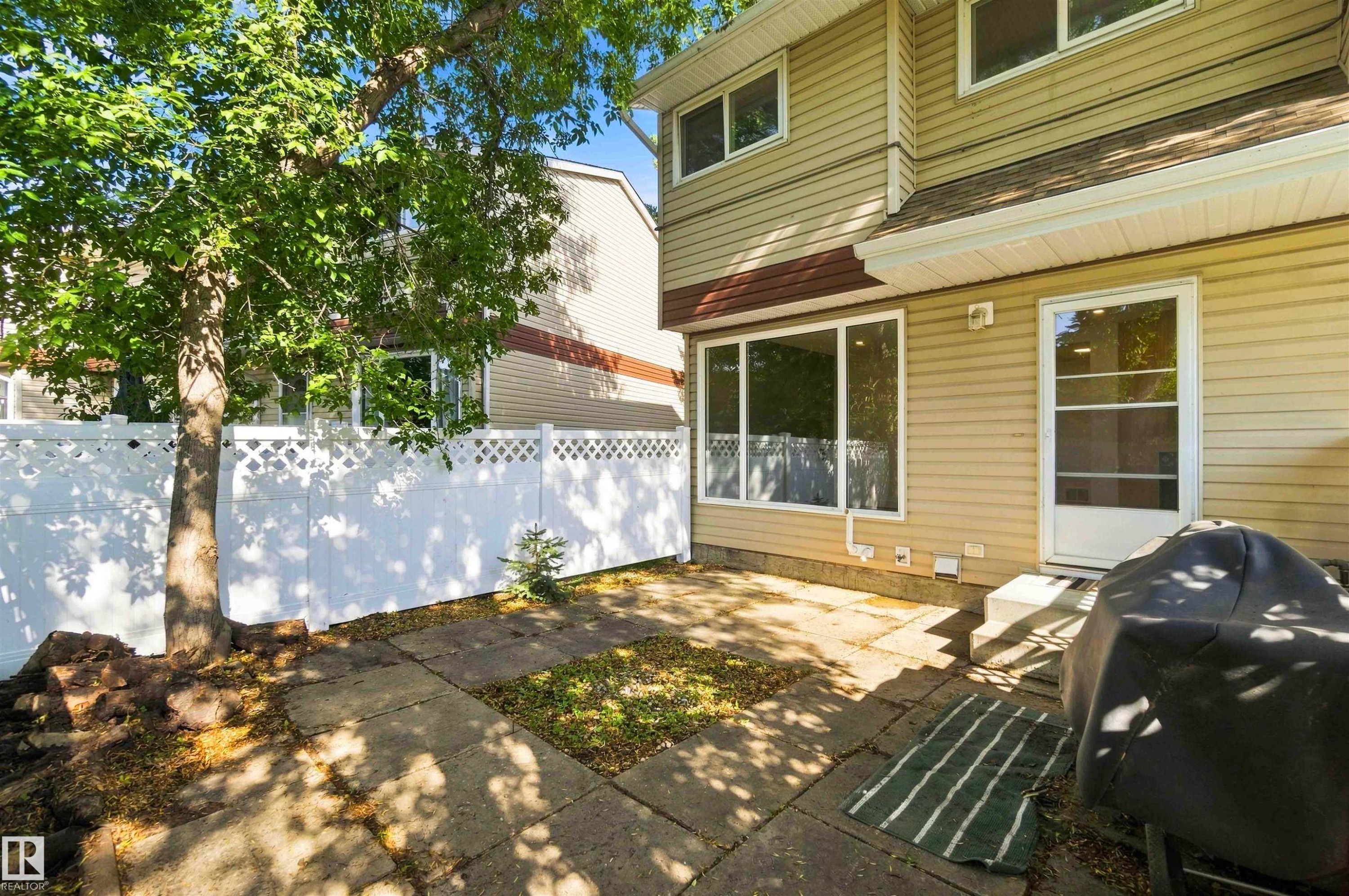 Welcome to 350 Clareview Road NW - 350 Clareview Road Nw, Edmonton, AB - Outdoor With Deck Patio Veranda With Exterior