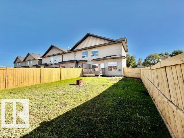 #8 4702 57 Av, Wetaskiwin, AB - Outdoor With Deck Patio Veranda