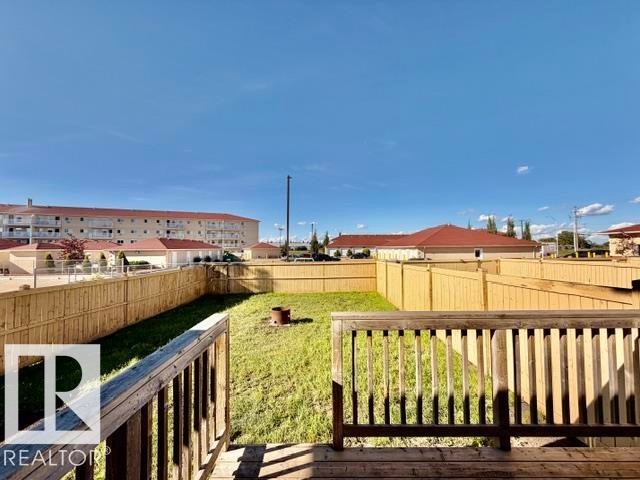 #8 4702 57 Av, Wetaskiwin, AB - Outdoor