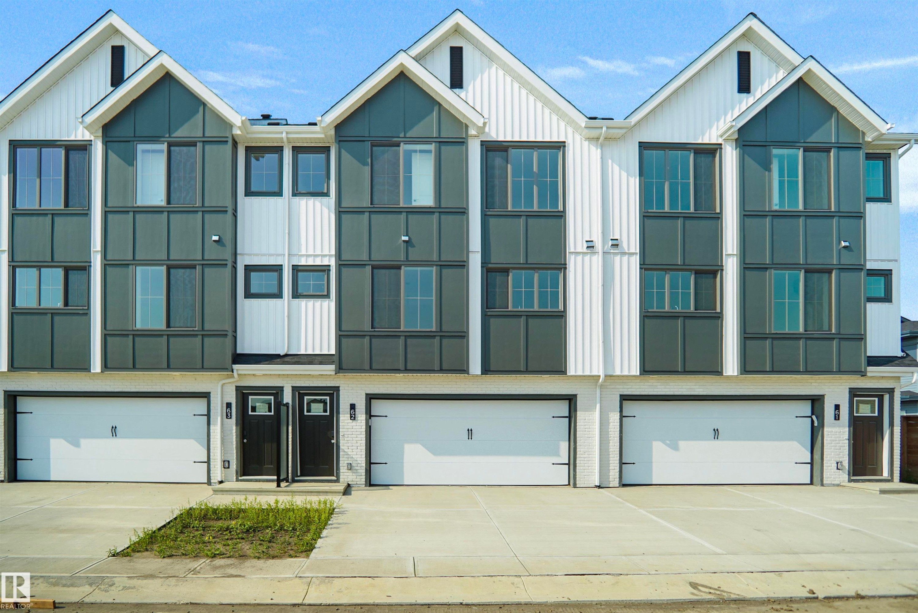 #71 17319 5 St Ne, Edmonton, AB - Outdoor With Facade