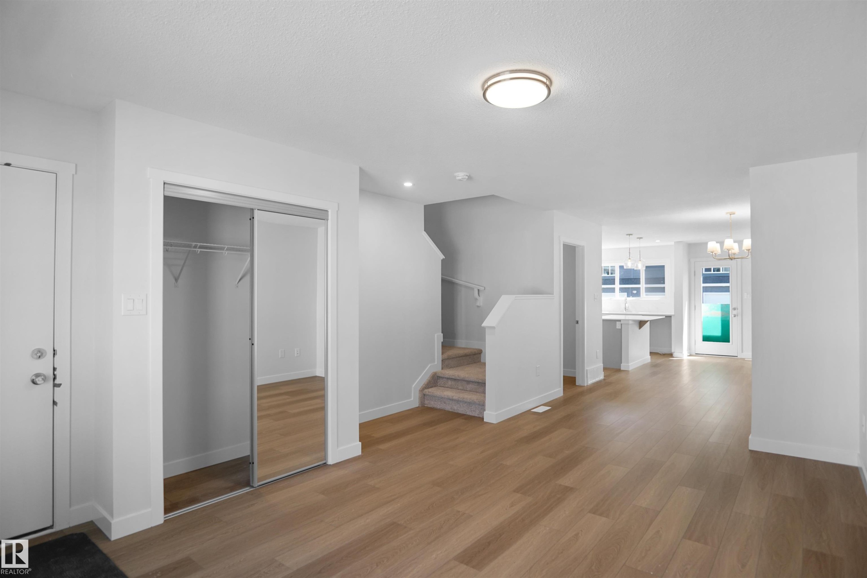 19455 22 Avenue Nw, Edmonton, AB - Indoor Photo Showing Other Room