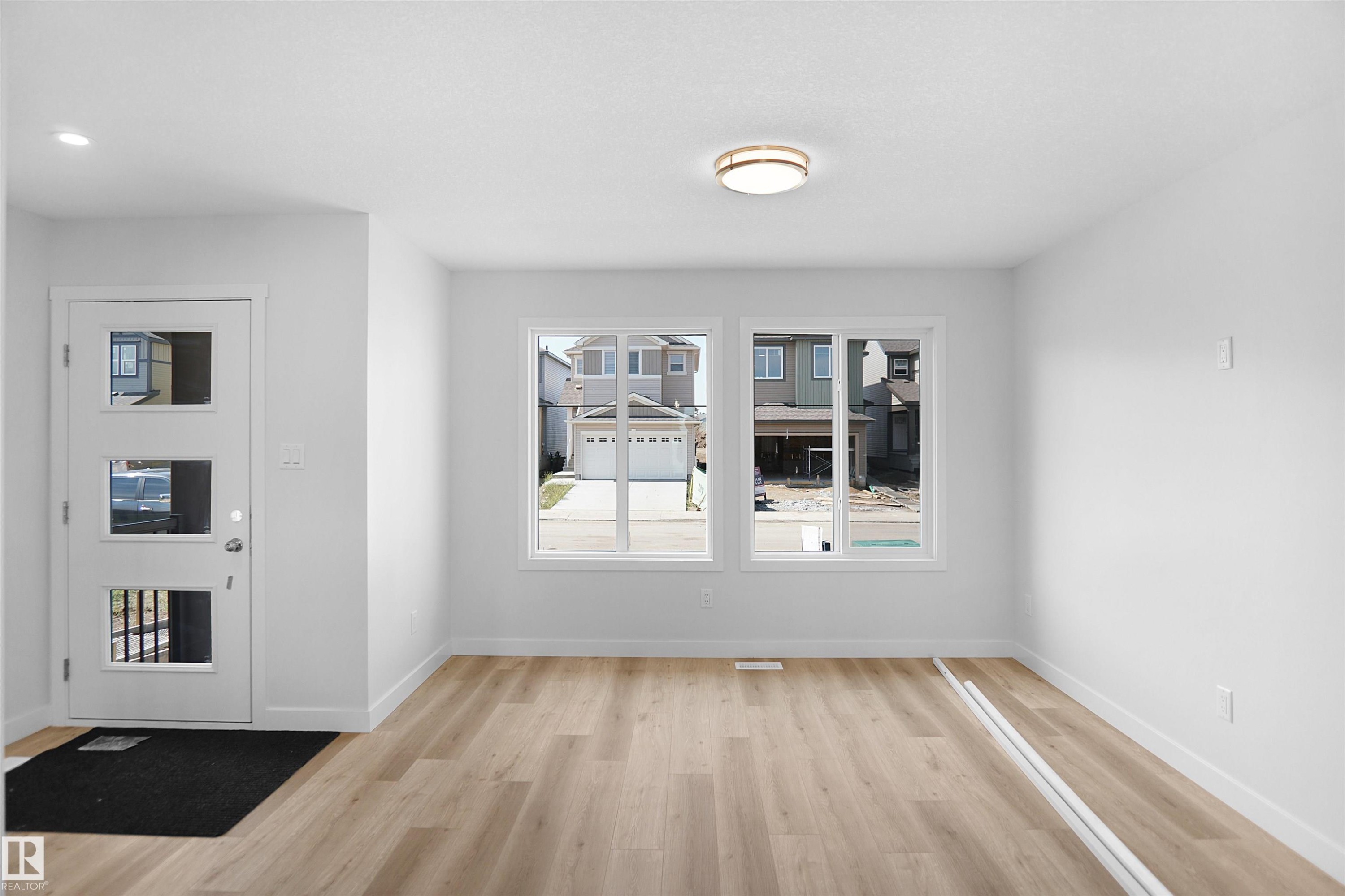 20847 16 Avenue Nw, Edmonton, AB - Indoor Photo Showing Other Room