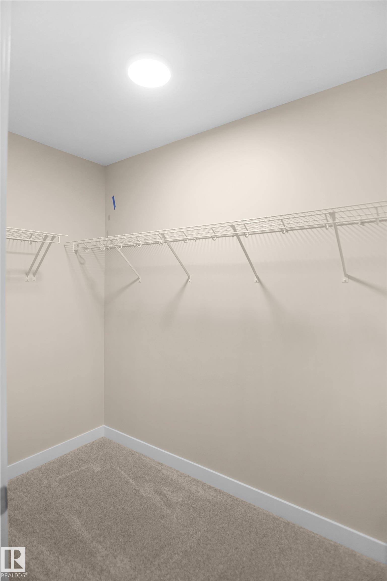 508 176 Avenue Ne, Edmonton, AB - Indoor With Storage