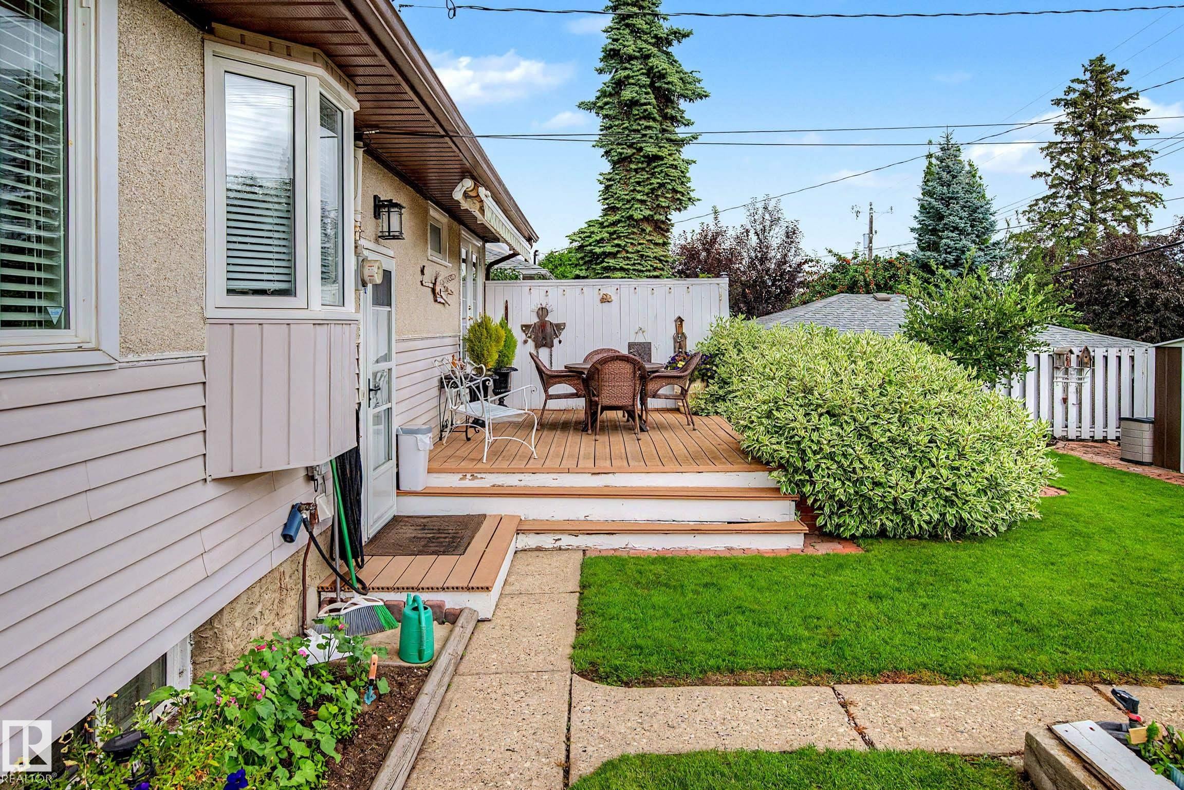 10715 50 Street Nw, Edmonton, AB - Outdoor With Deck Patio Veranda
