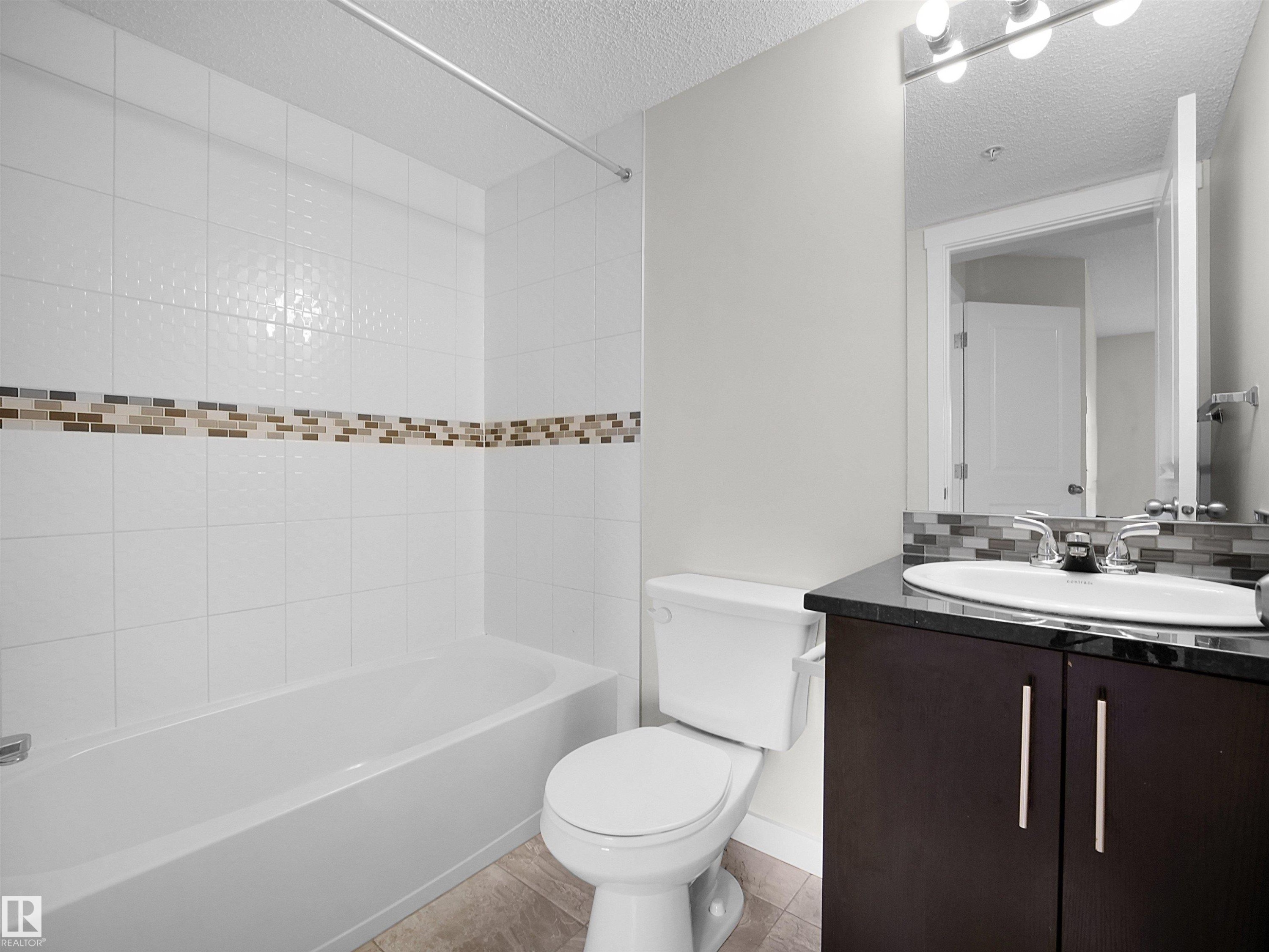 #220 5804 Mullen Pl Nw, Edmonton, AB