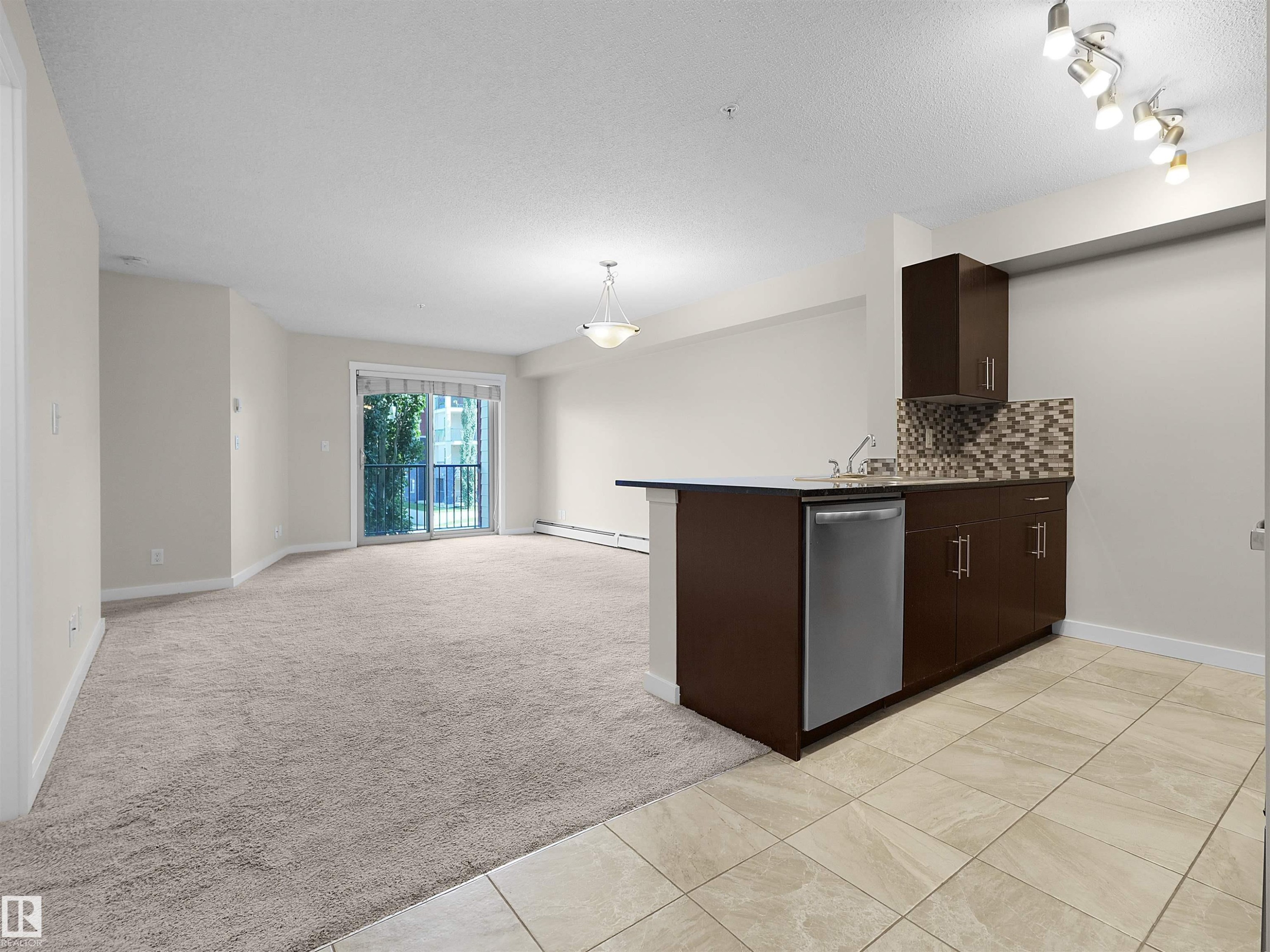#220 5804 Mullen Pl Nw, Edmonton, AB