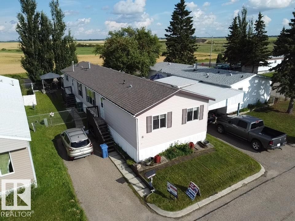 #56 4202 45 St, Wetaskiwin, AB - Outdoor