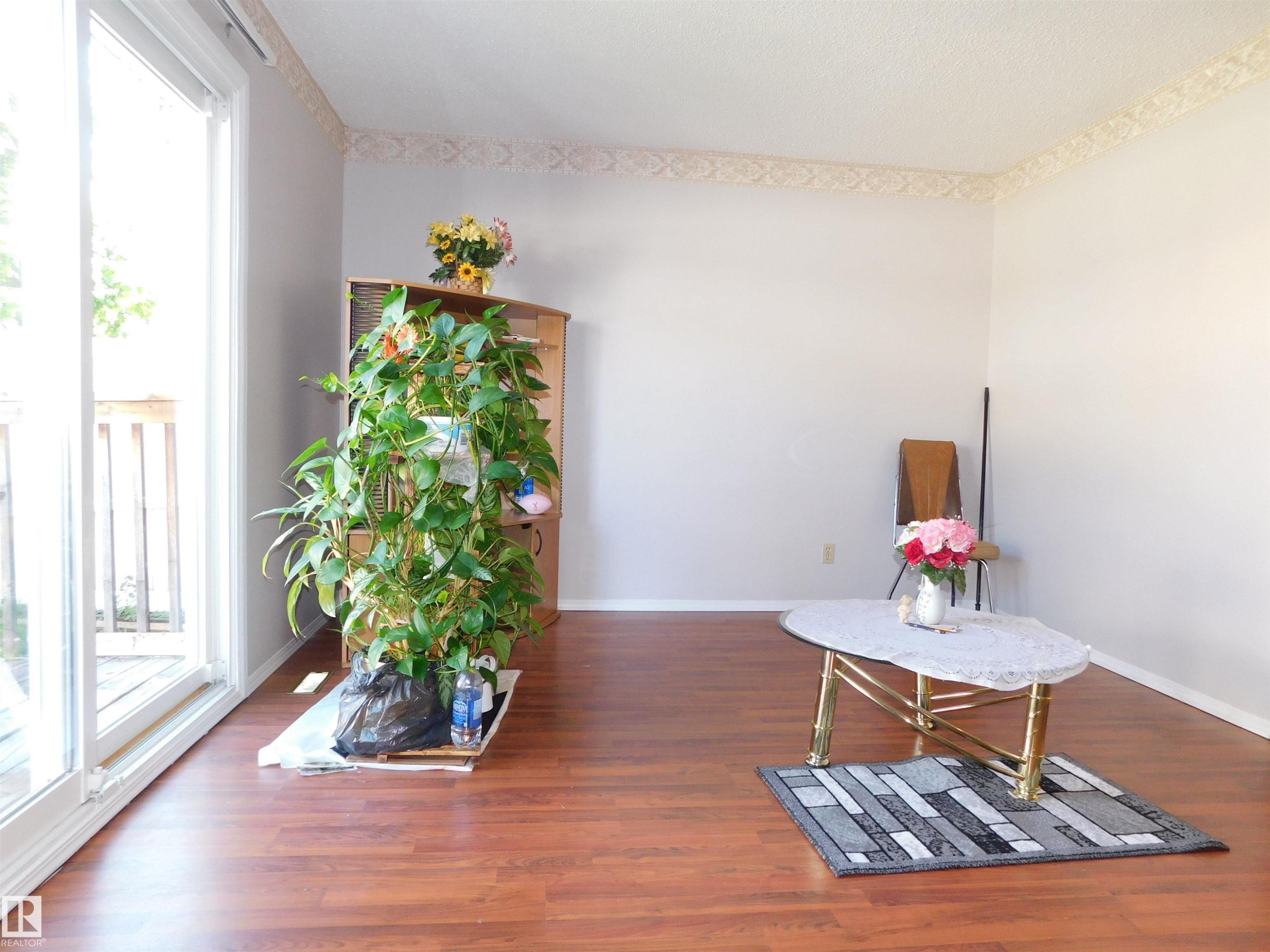 213 Habitat Crescent Nw, Edmonton, AB - Indoor Photo Showing Other Room
