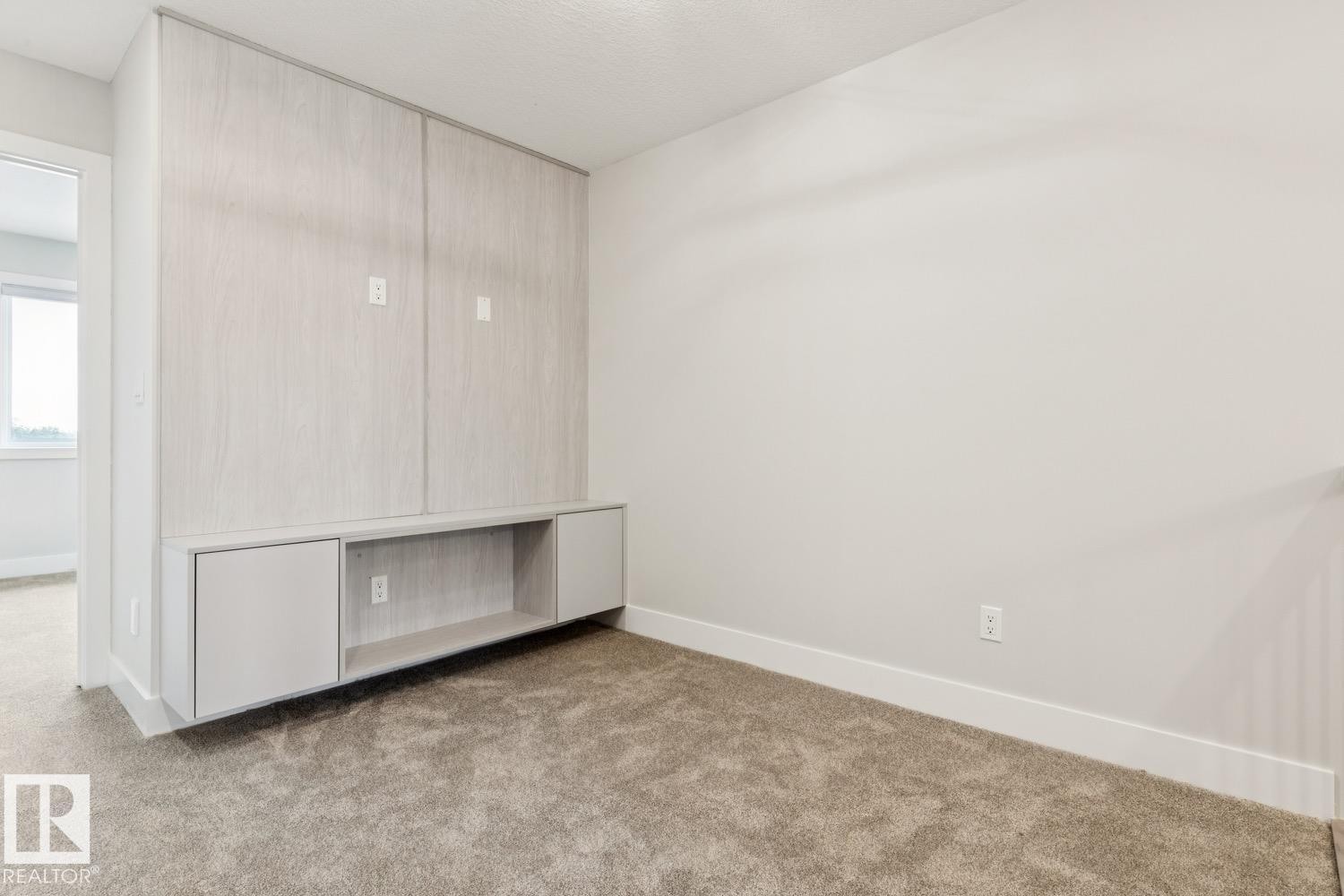 492 Robinson Boulevard, Leduc, AB - Indoor Photo Showing Other Room