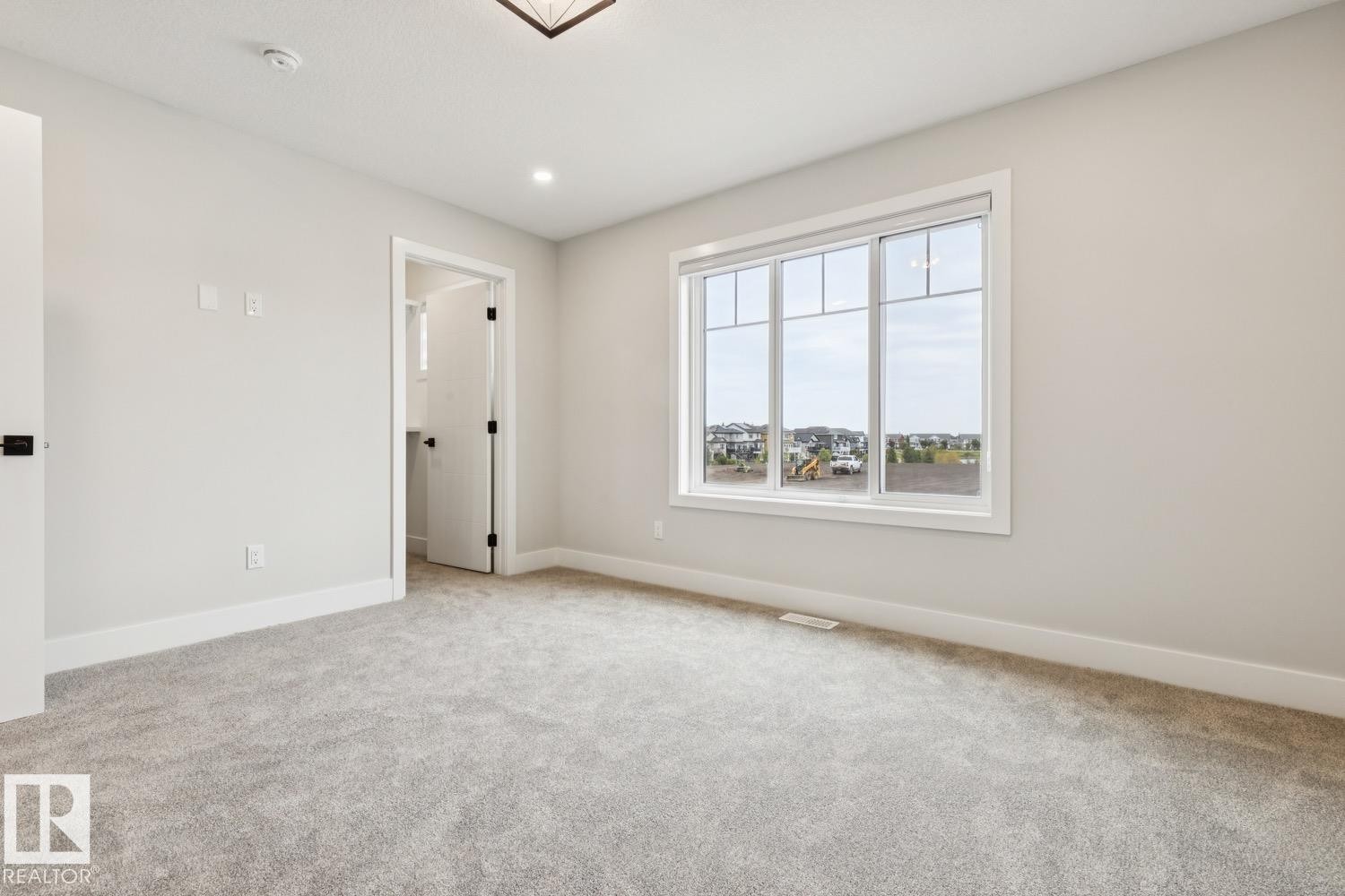 492 Robinson Boulevard, Leduc, AB - Indoor Photo Showing Other Room