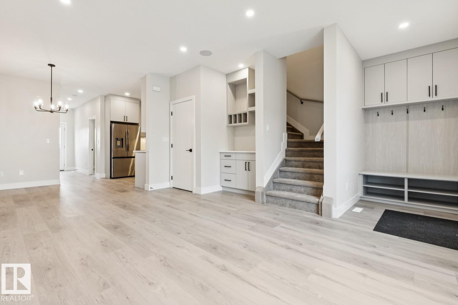 492 Robinson Boulevard, Leduc, AB - Indoor Photo Showing Other Room