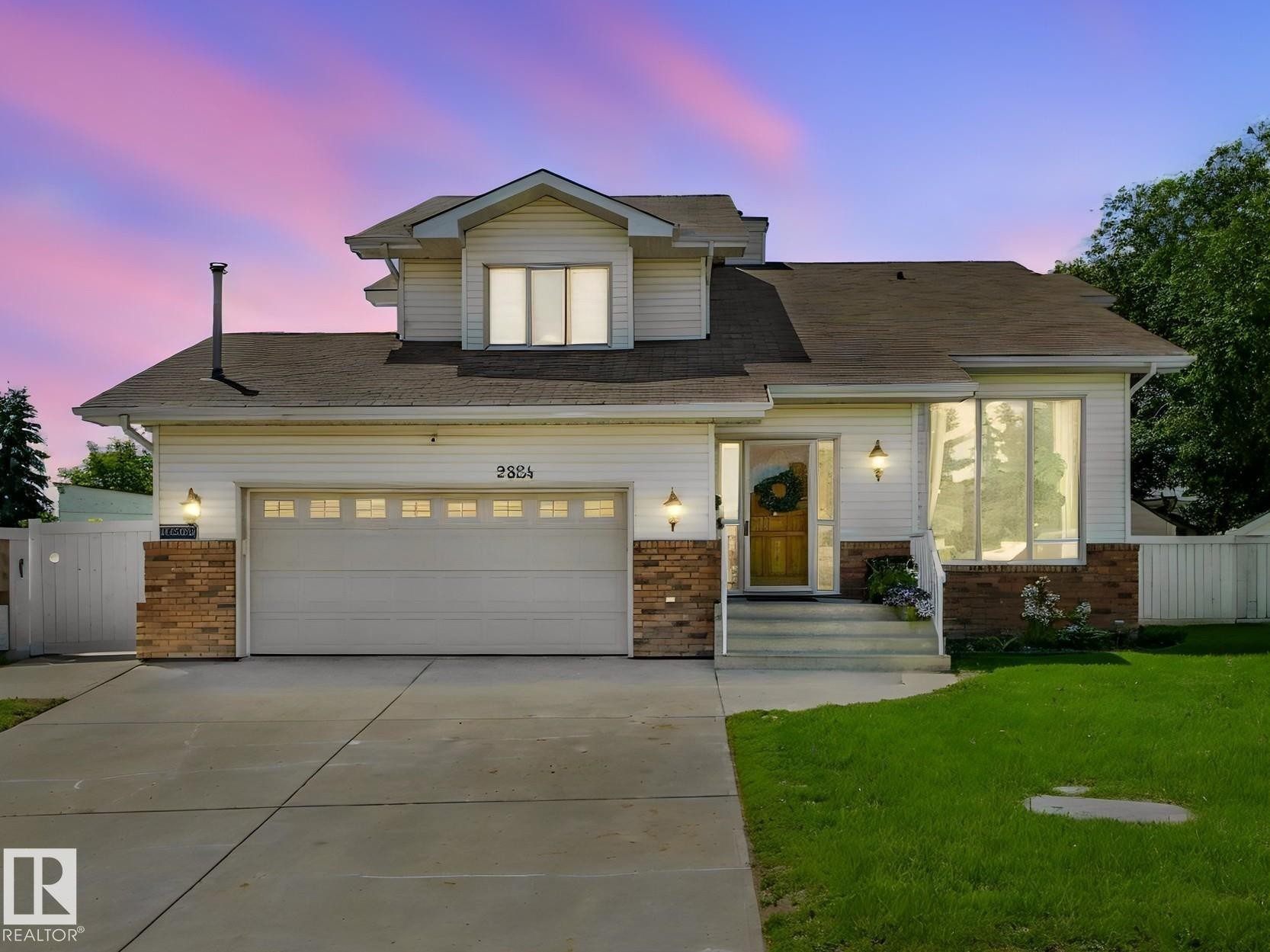 2824 37 Street Nw, Edmonton, AB - Outdoor