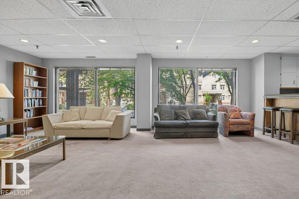 #804 11027 87 Av Nw, Edmonton, AB - Indoor Photo Showing Living Room