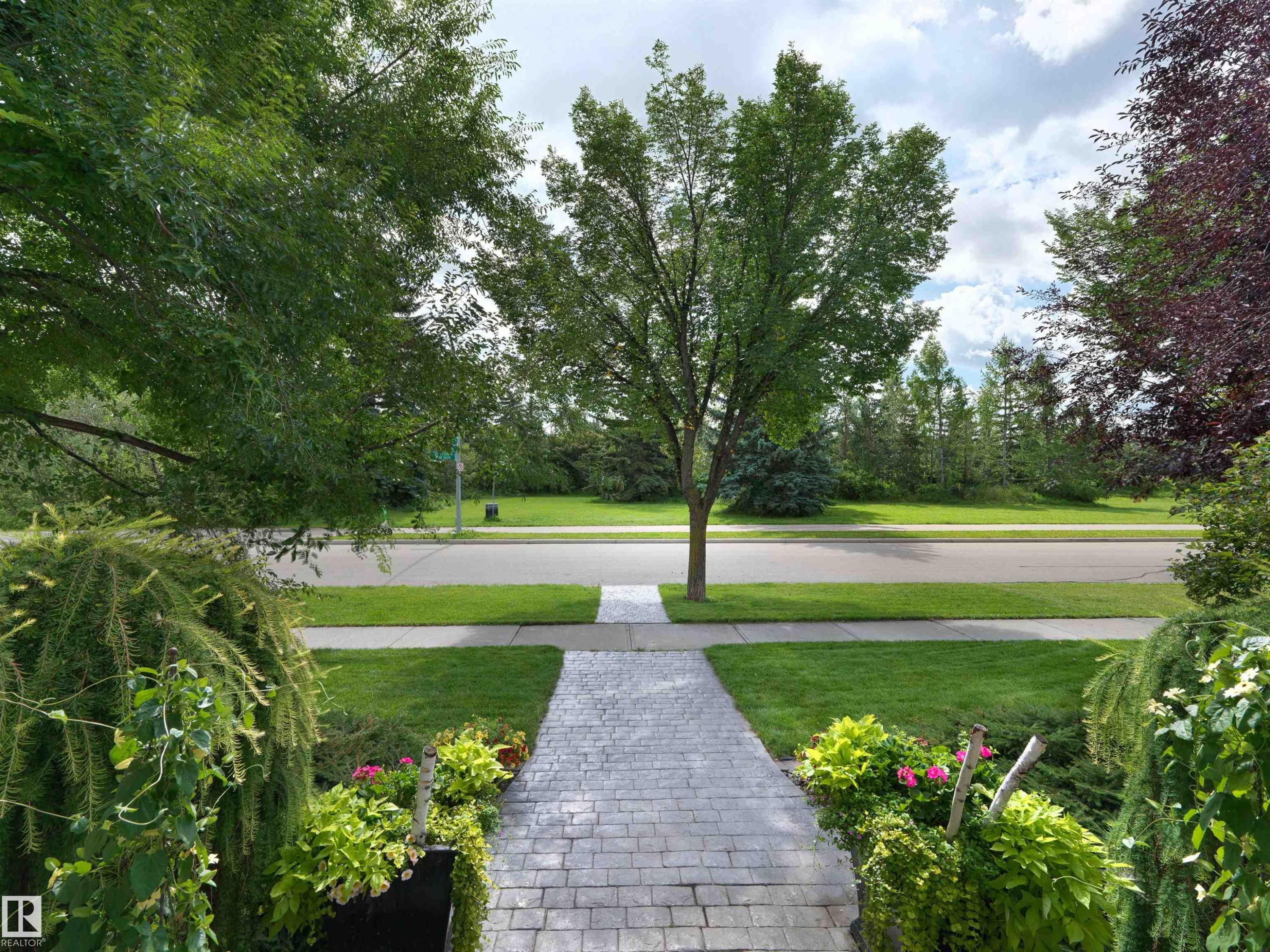 202 Saskatchewan Drive Nw, Edmonton, AB - Outdoor With View